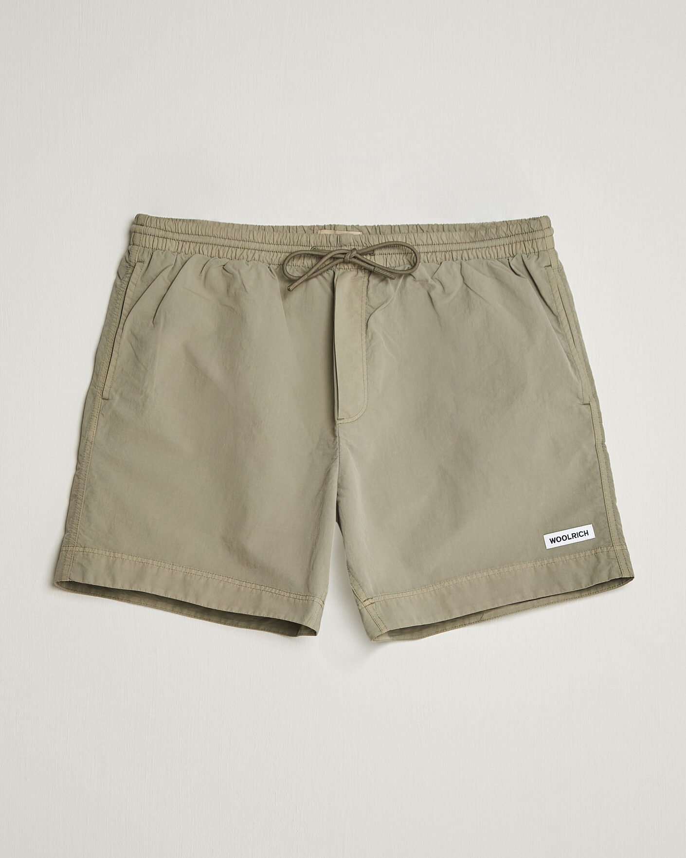 Uomini | Costumi da bagno | Woolrich | Solid Garment Dyed Swimshorts Smokey Olive