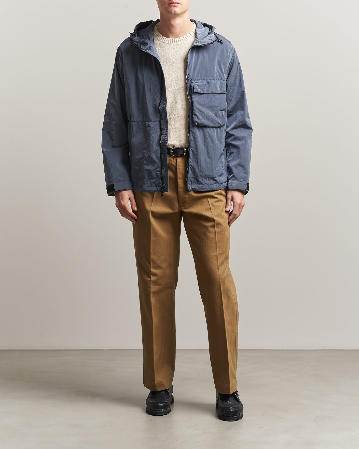 Uomini | Giacche | Woolrich | Shiny Nylon Hooded Jacket Grisaille