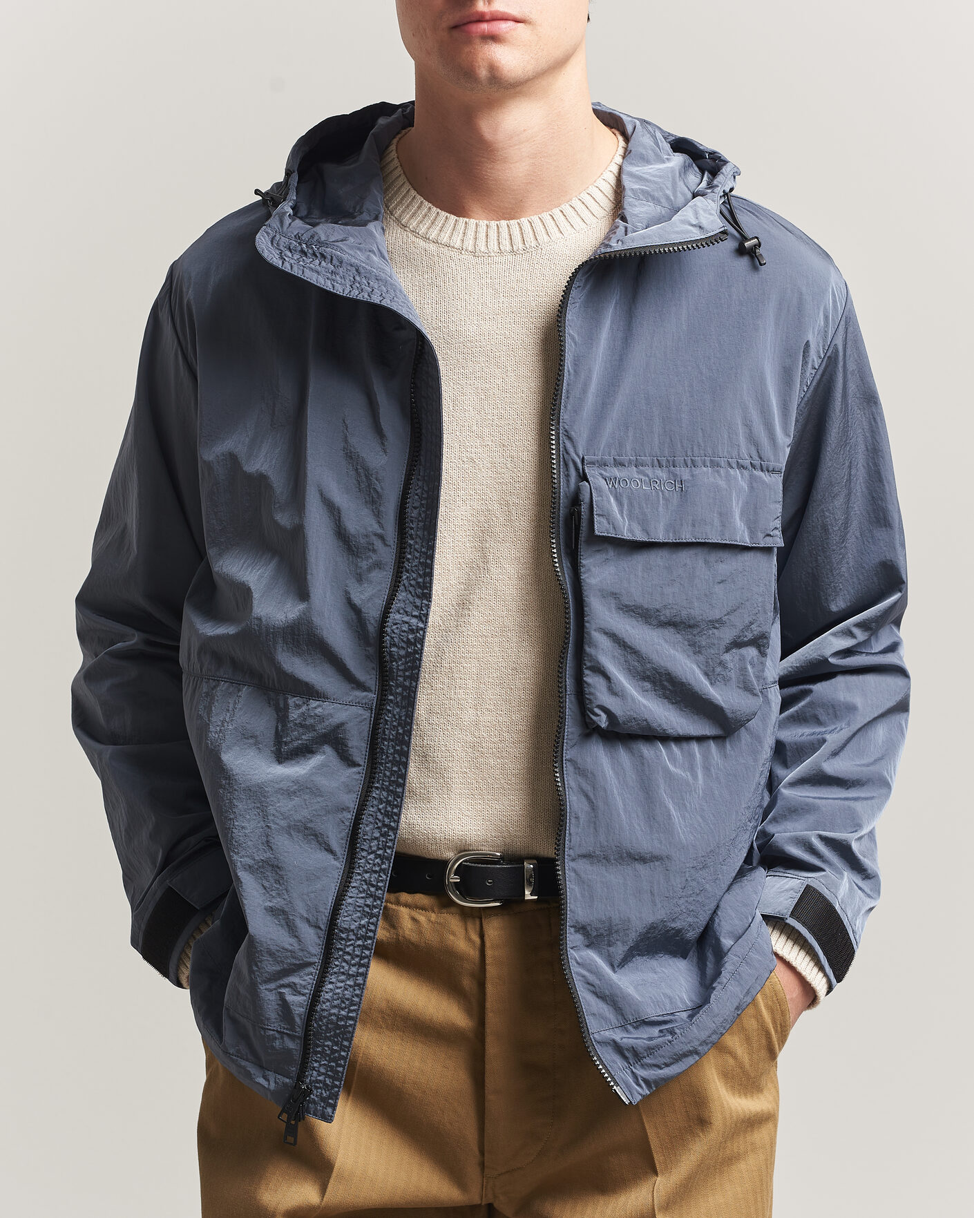 Uomini | Giacche | Woolrich | Shiny Nylon Hooded Jacket Grisaille