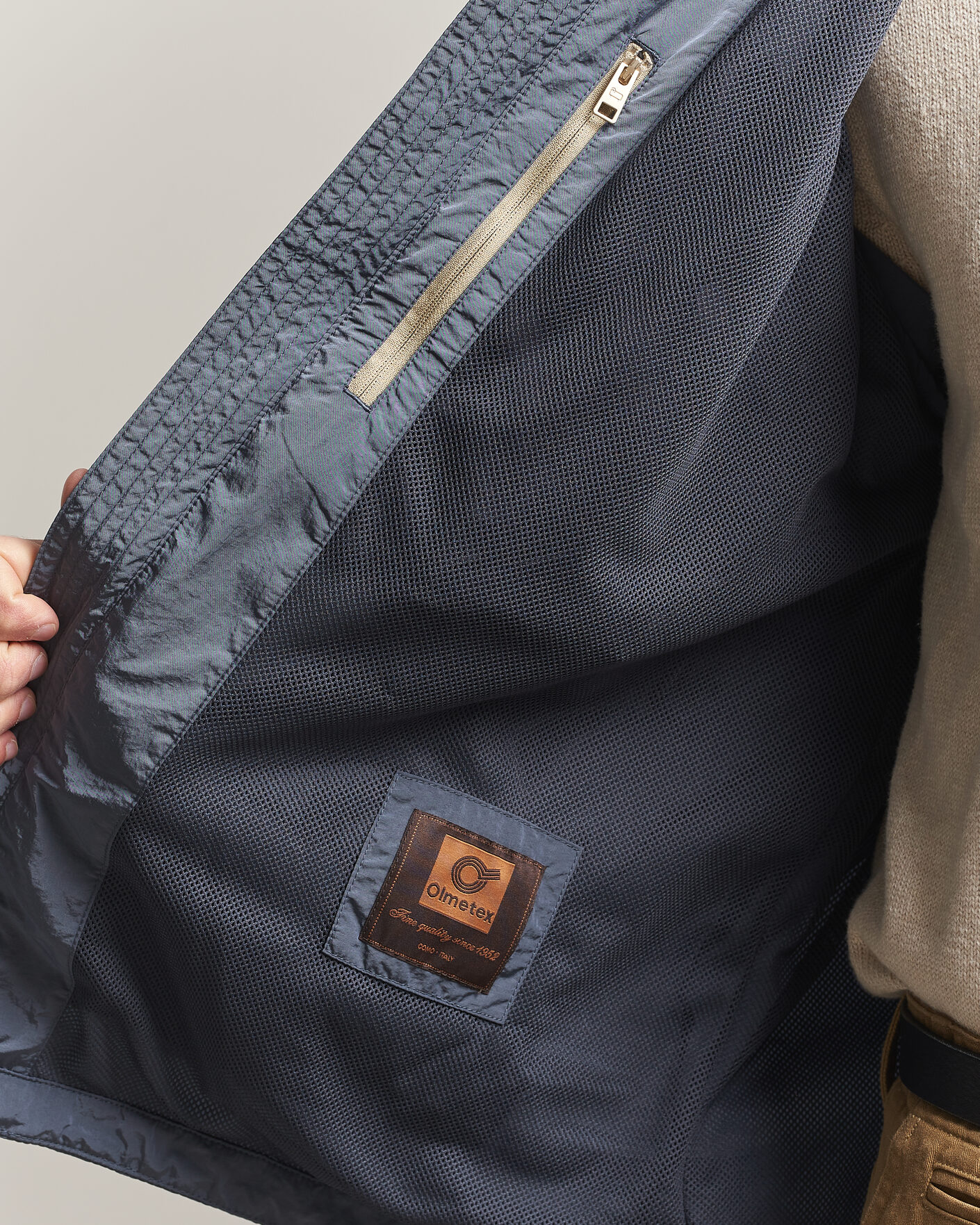 Uomini | Giacche | Woolrich | Shiny Nylon Hooded Jacket Grisaille