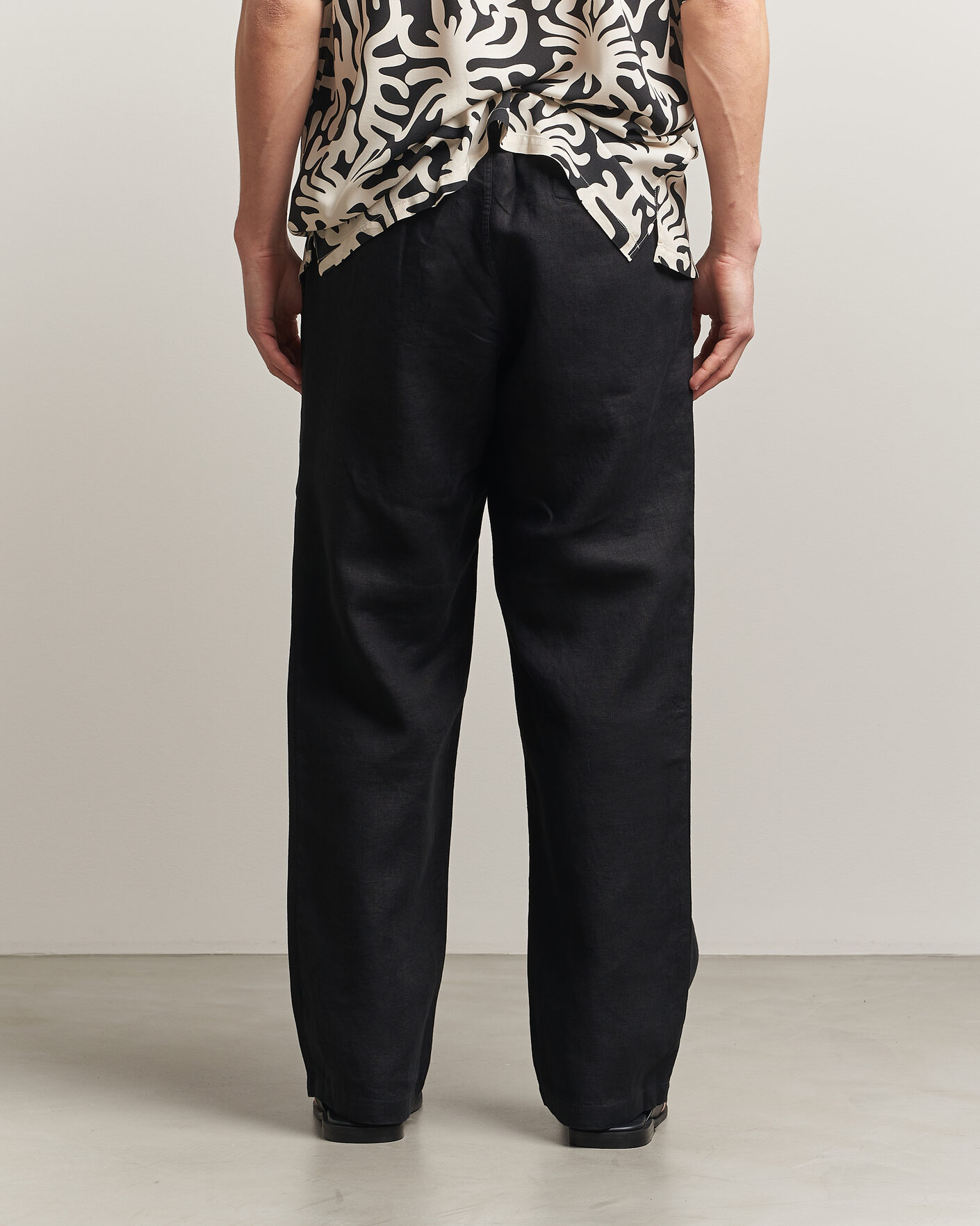 Uomini | Pantaloni | OAS | Nino Linen Pants Black