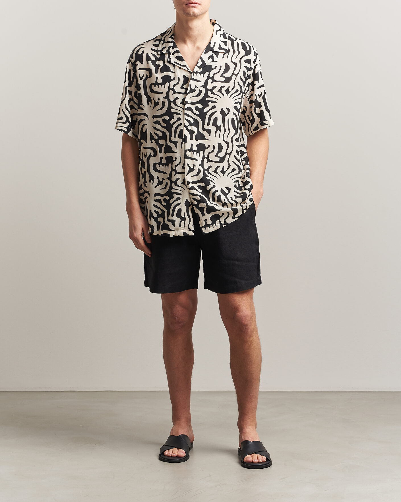 Uomini | Pantaloncini | OAS | Porto Linen Shorts Black