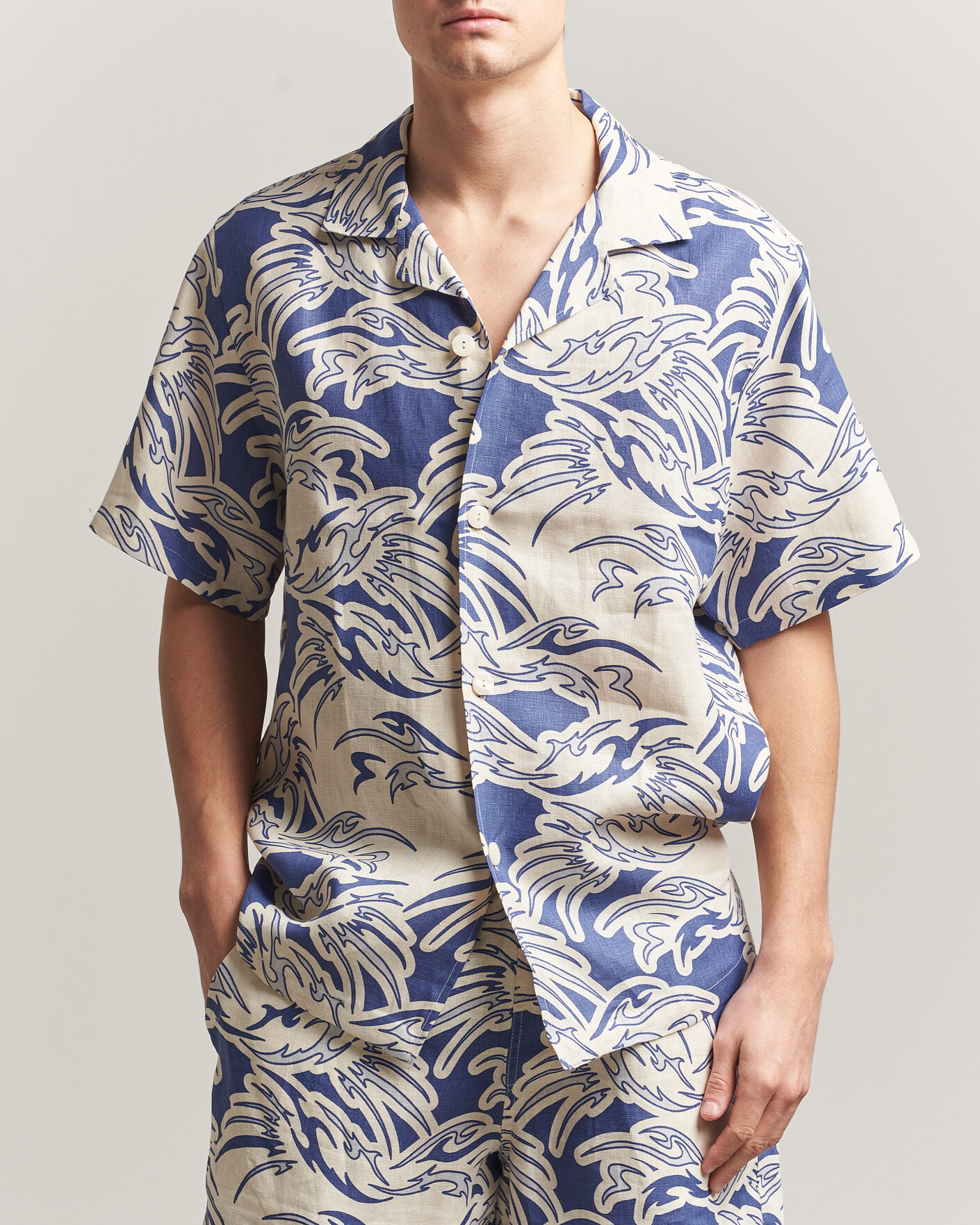Uomini | Camicie | OAS | Cuba Short Sleeve Printed Linen Shirt Rouge Blue