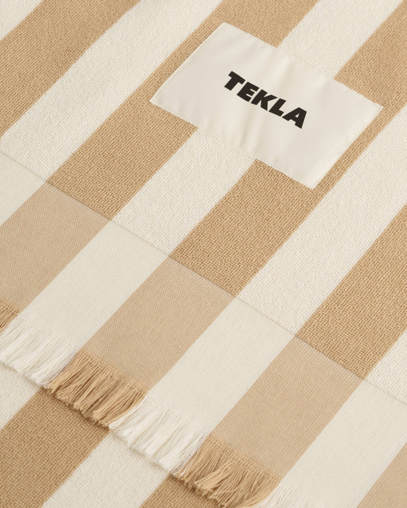Uomini | Tessuti | Tekla | Organic Terry Beach Towel Almond Stripes