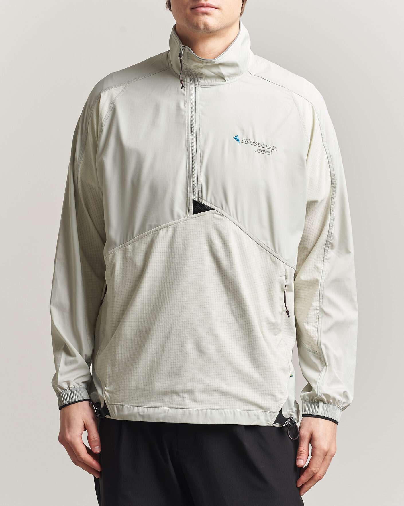 Uomini | Giacche | Klättermusen | Vingner Anorak Mercury Blue/Cristal Gree