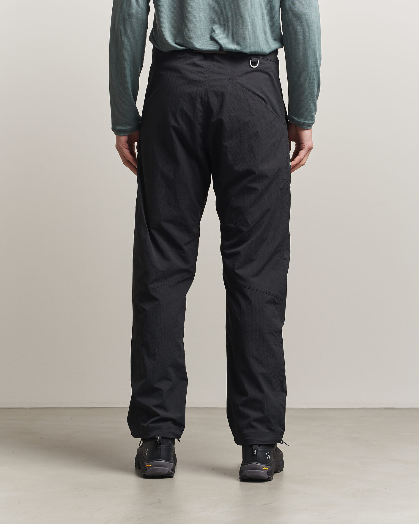 Uomini | Pantaloni | Klättermusen | Asar Function Pants Black