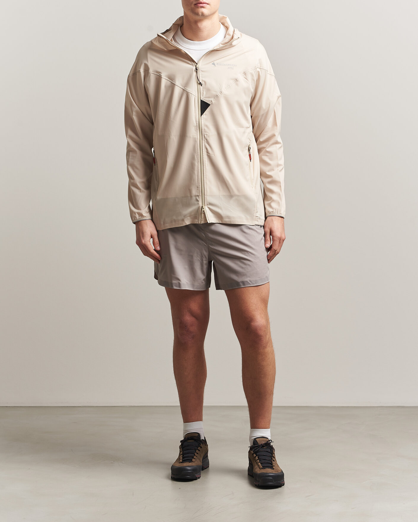 Uomini | Pantaloncini | Klättermusen | Bele Running Shorts Ridge Grey
