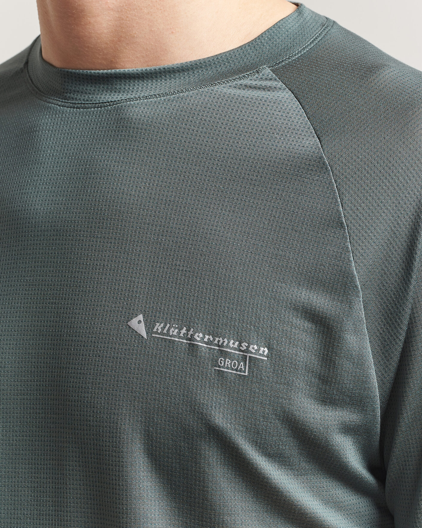 Uomini | T-shirt | Klättermusen | Groa Lightweight Tencel Long Sleeve T-Shirt Teal Grey