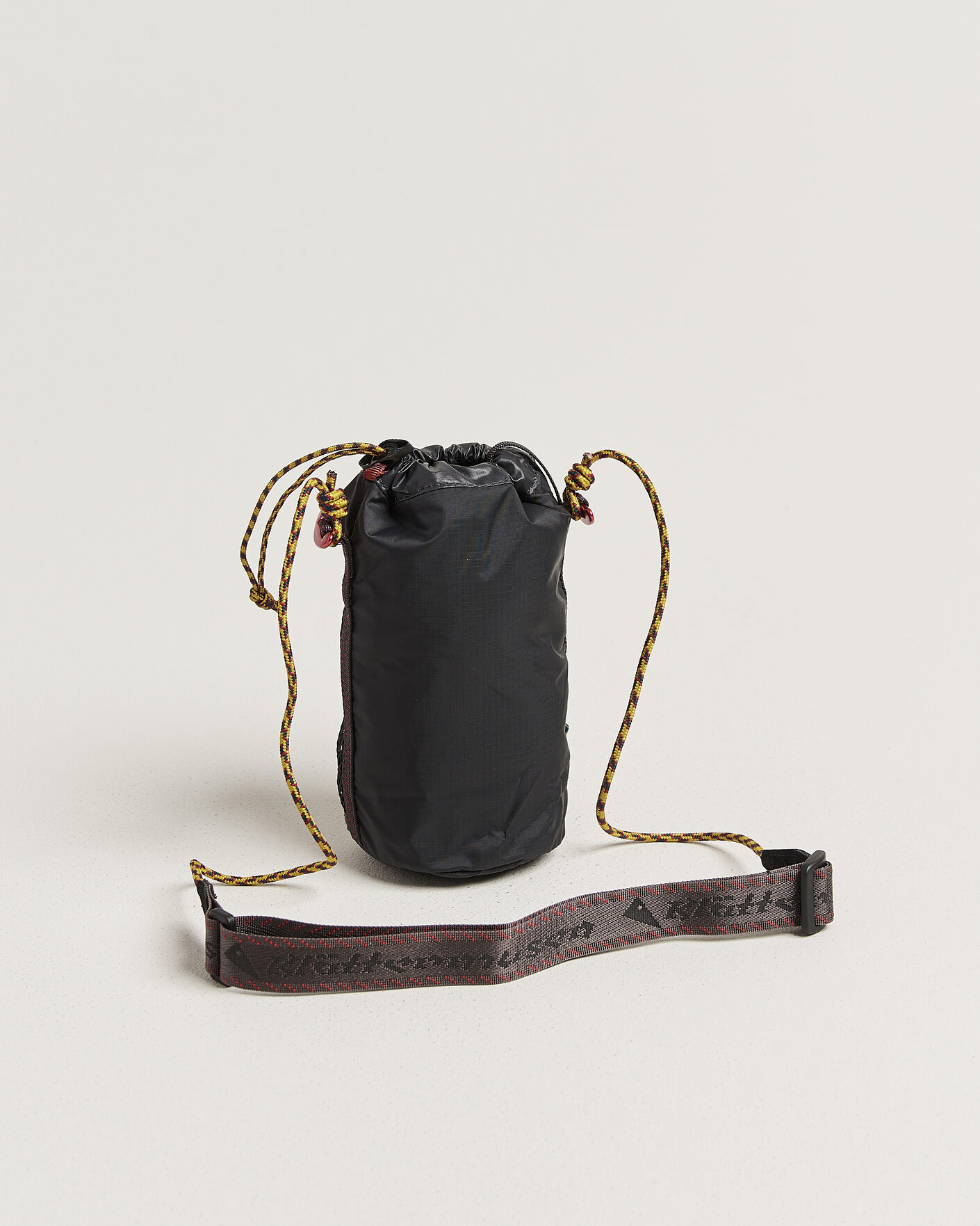 Uomini | Borse | Klättermusen | Algir Bottle Holder Bag Raven