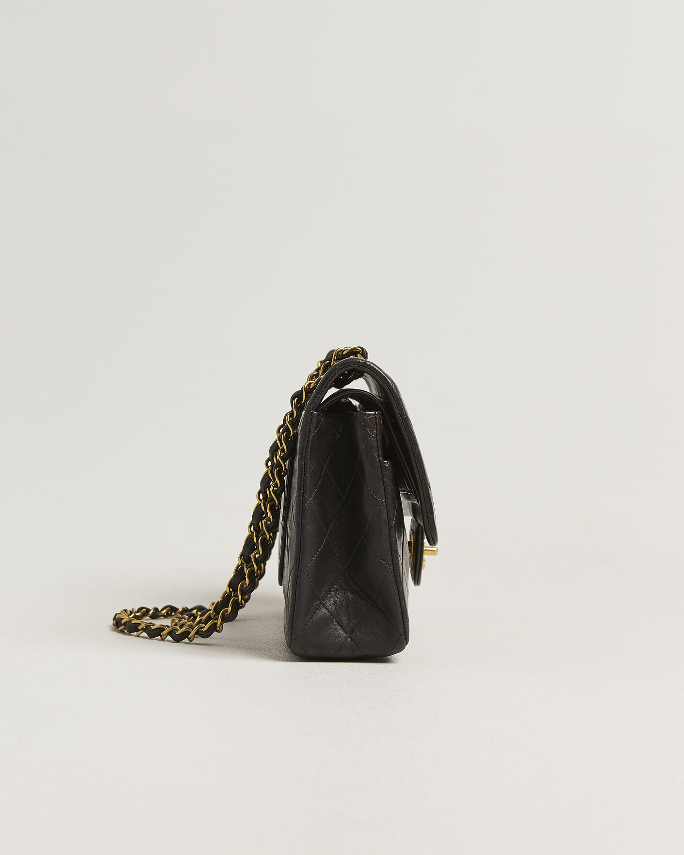 Uomini | Pre-Owned & Vintage Bags | Chanel Pre-Owned | Classic Medium Double Flap Bag Black