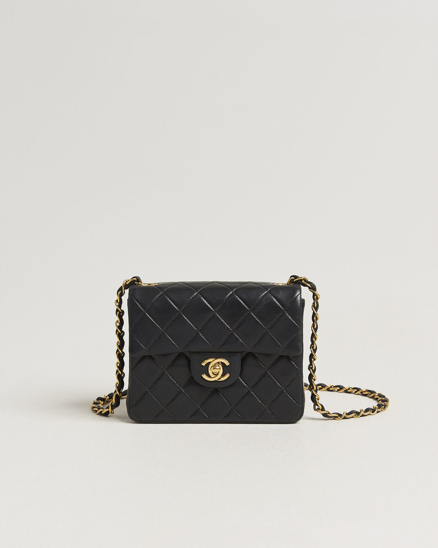 Uomini | Pre-Owned & Vintage Bags | Chanel Pre-Owned | Classic Mini Single Flap Square Bag Black
