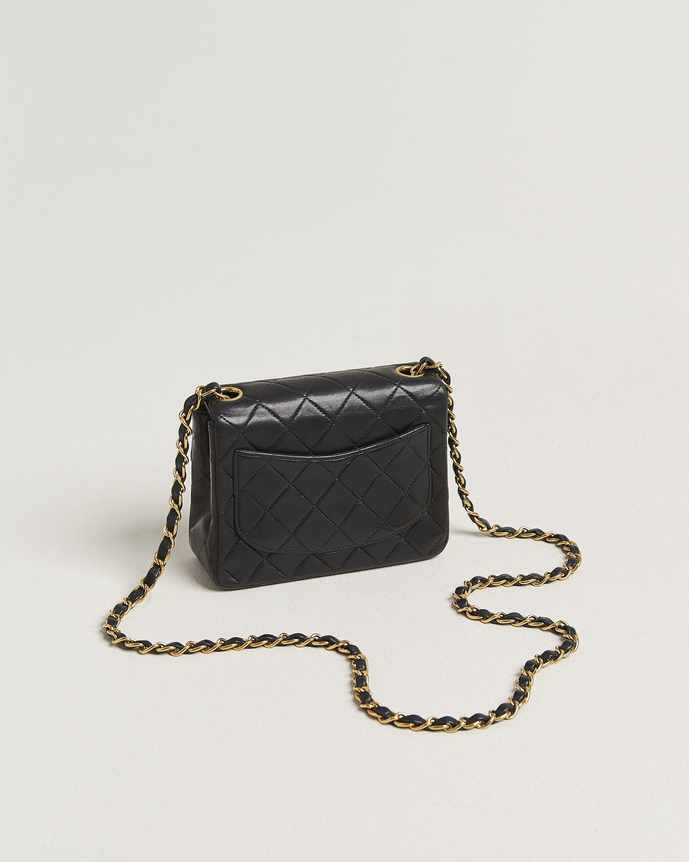 Uomini | Pre-Owned & Vintage Bags | Chanel Pre-Owned | Classic Mini Single Flap Square Bag Black
