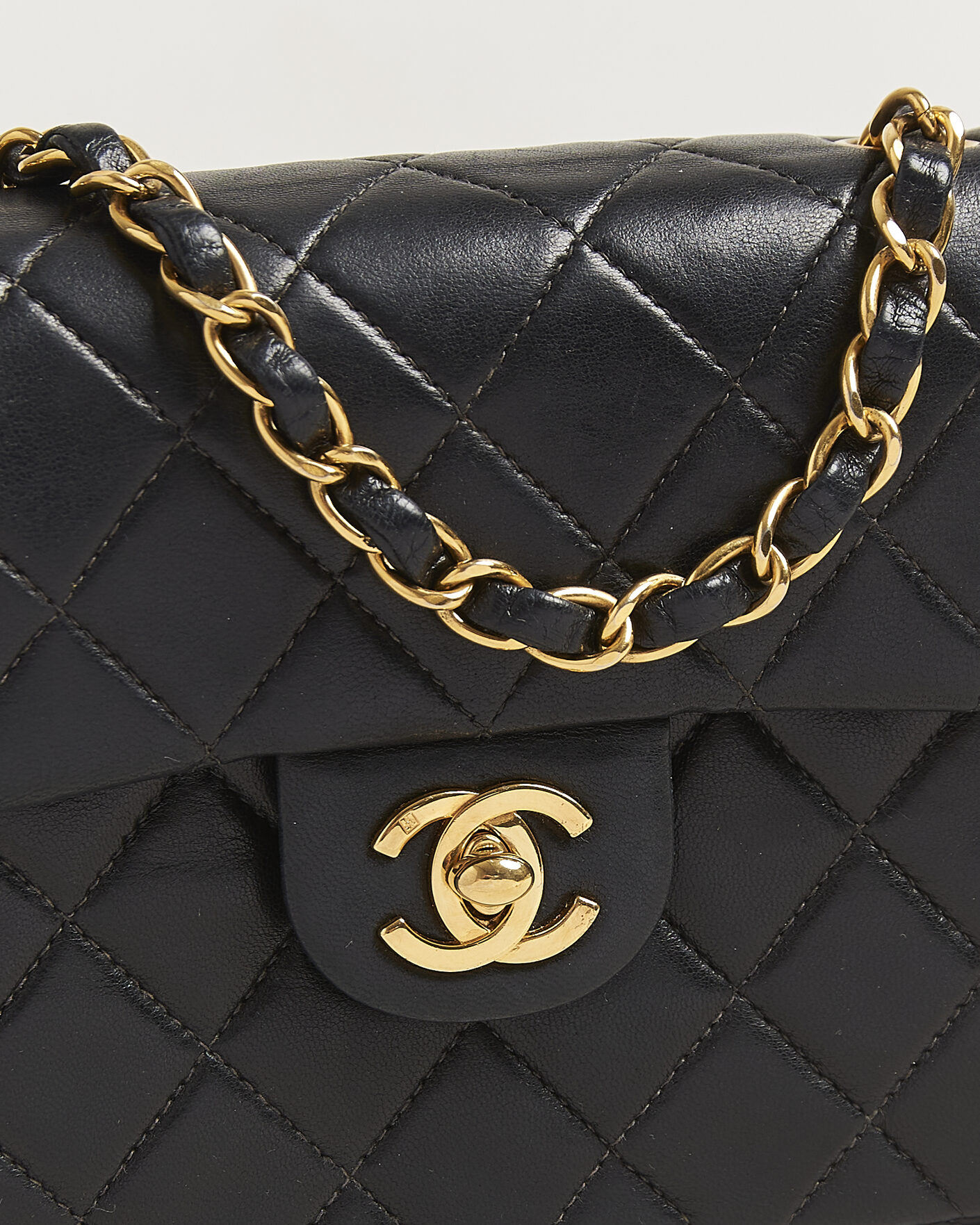 Uomini | Pre-Owned & Vintage Bags | Chanel Pre-Owned | Classic Mini Single Flap Square Bag Black