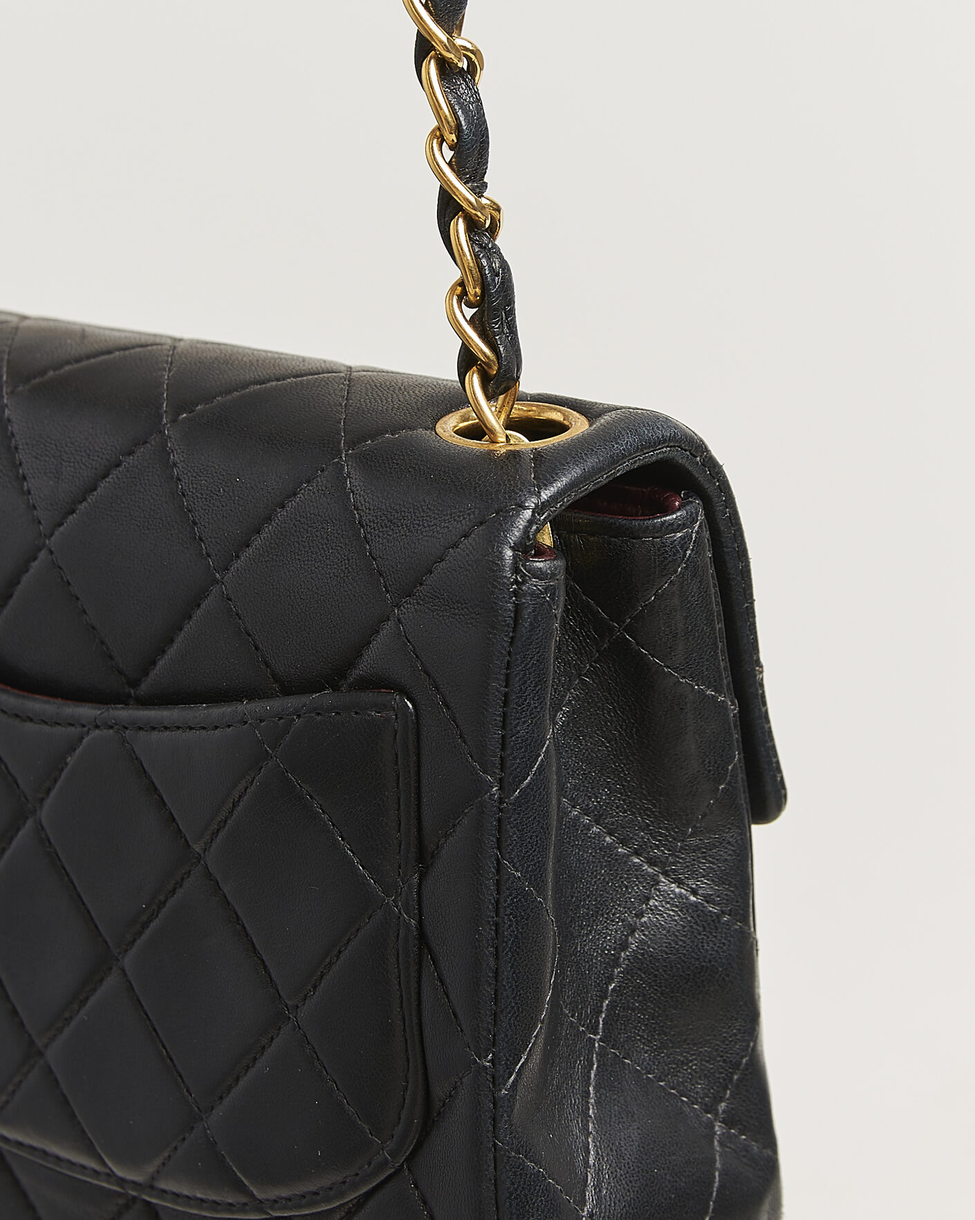 Uomini | Pre-Owned & Vintage Bags | Chanel Pre-Owned | Classic Mini Single Flap Square Bag Black