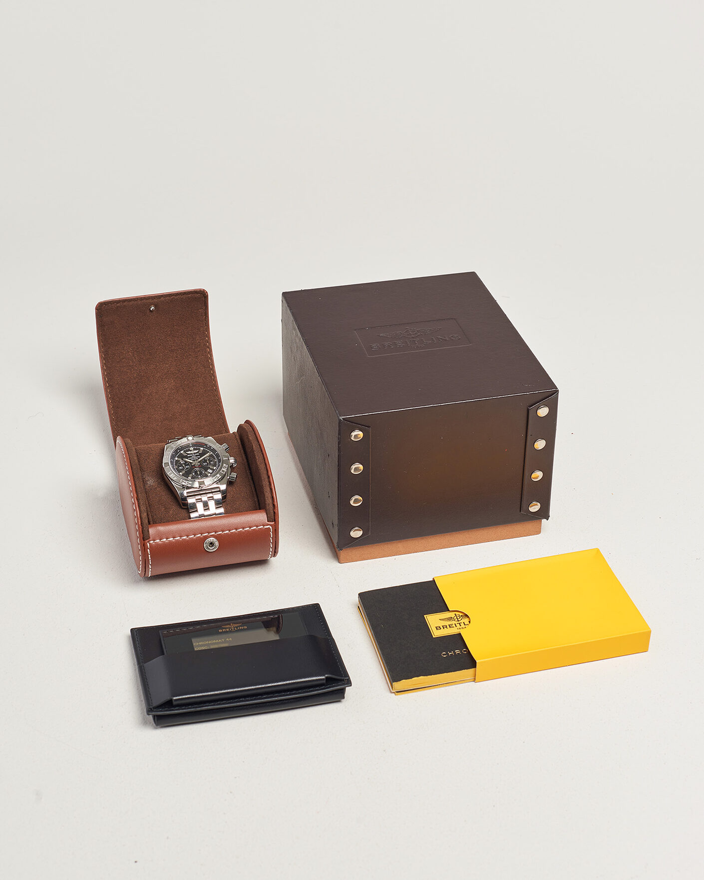 Uomini | Pre-Owned & Vintage Watches | Breitling Pre-Owned | Chronomat 44