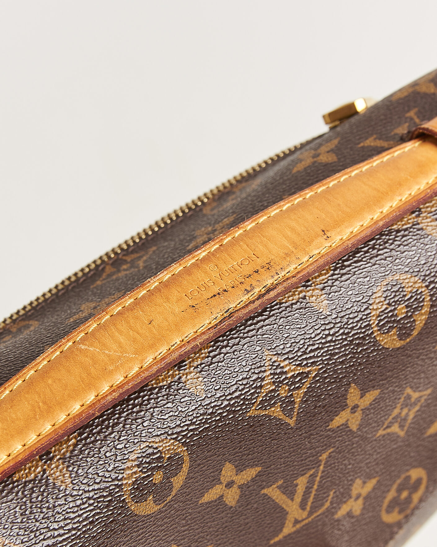 Uomini | Pre-Owned & Vintage Bags | Louis Vuitton Pre-Owned | Pochette Métis Monogram