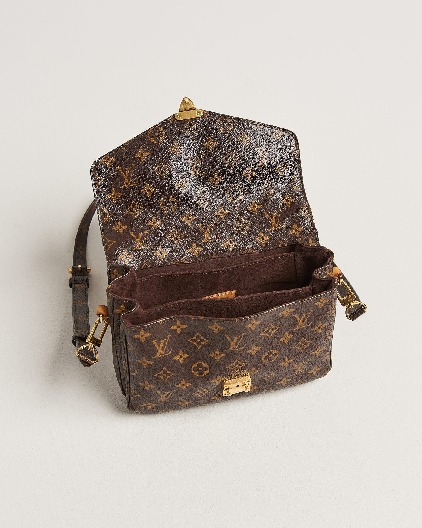Uomini | Pre-Owned & Vintage Bags | Louis Vuitton Pre-Owned | Pochette Métis Monogram