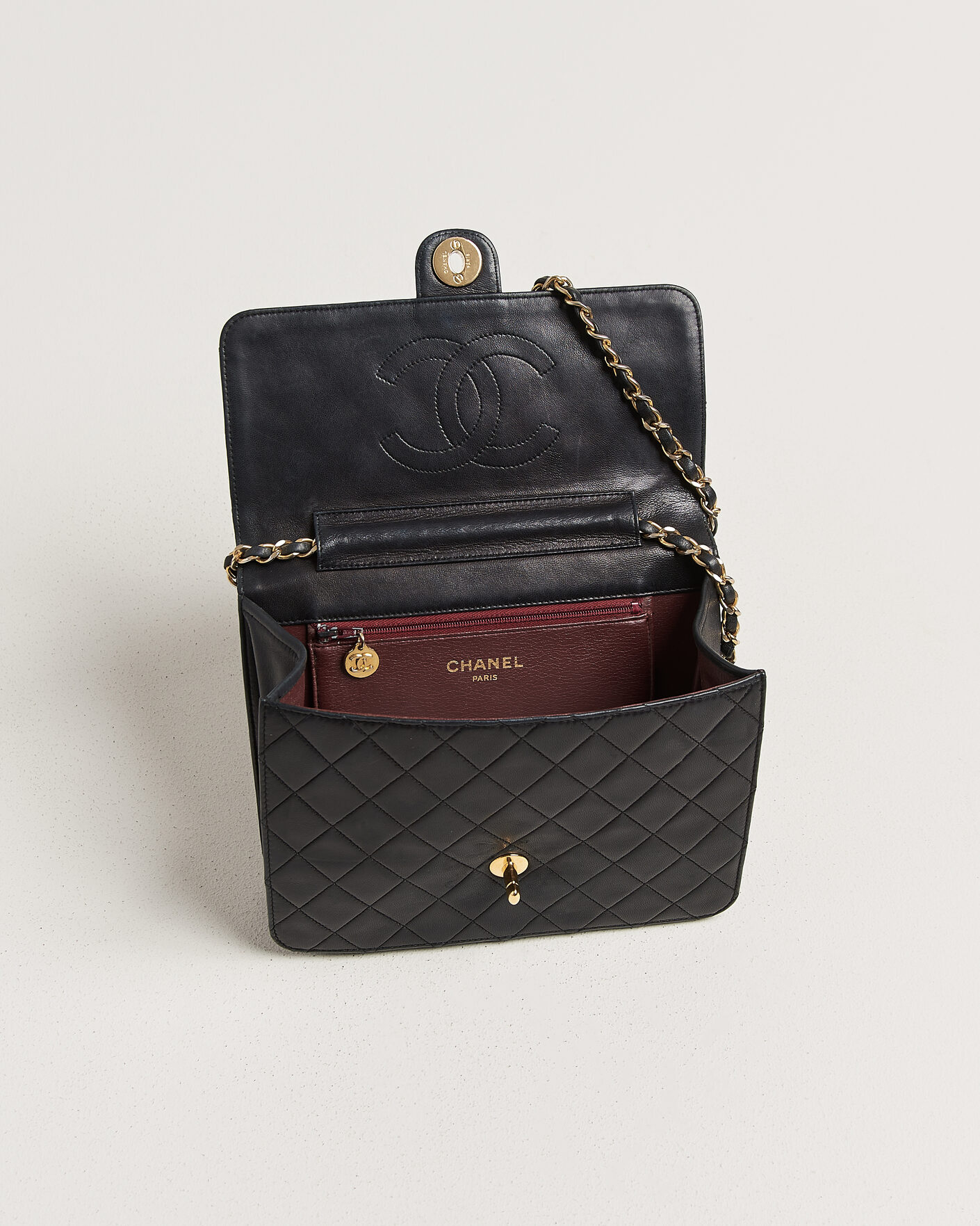 Uomini | Pre-Owned & Vintage Bags | Chanel Pre-Owned | Single Flap Bag Black