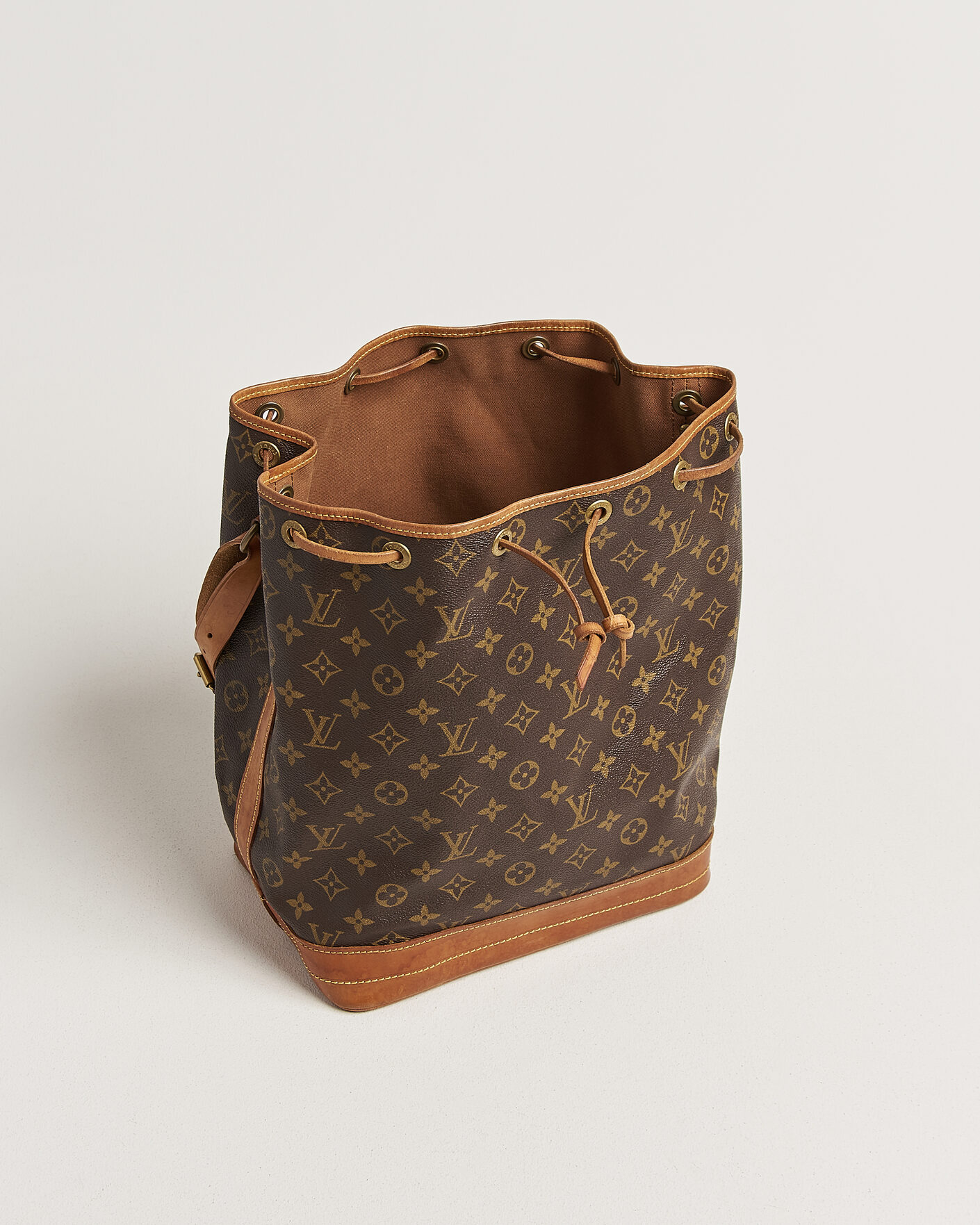 Uomini | Pre-Owned & Vintage Bags | Louis Vuitton Pre-Owned | Noé Monogram