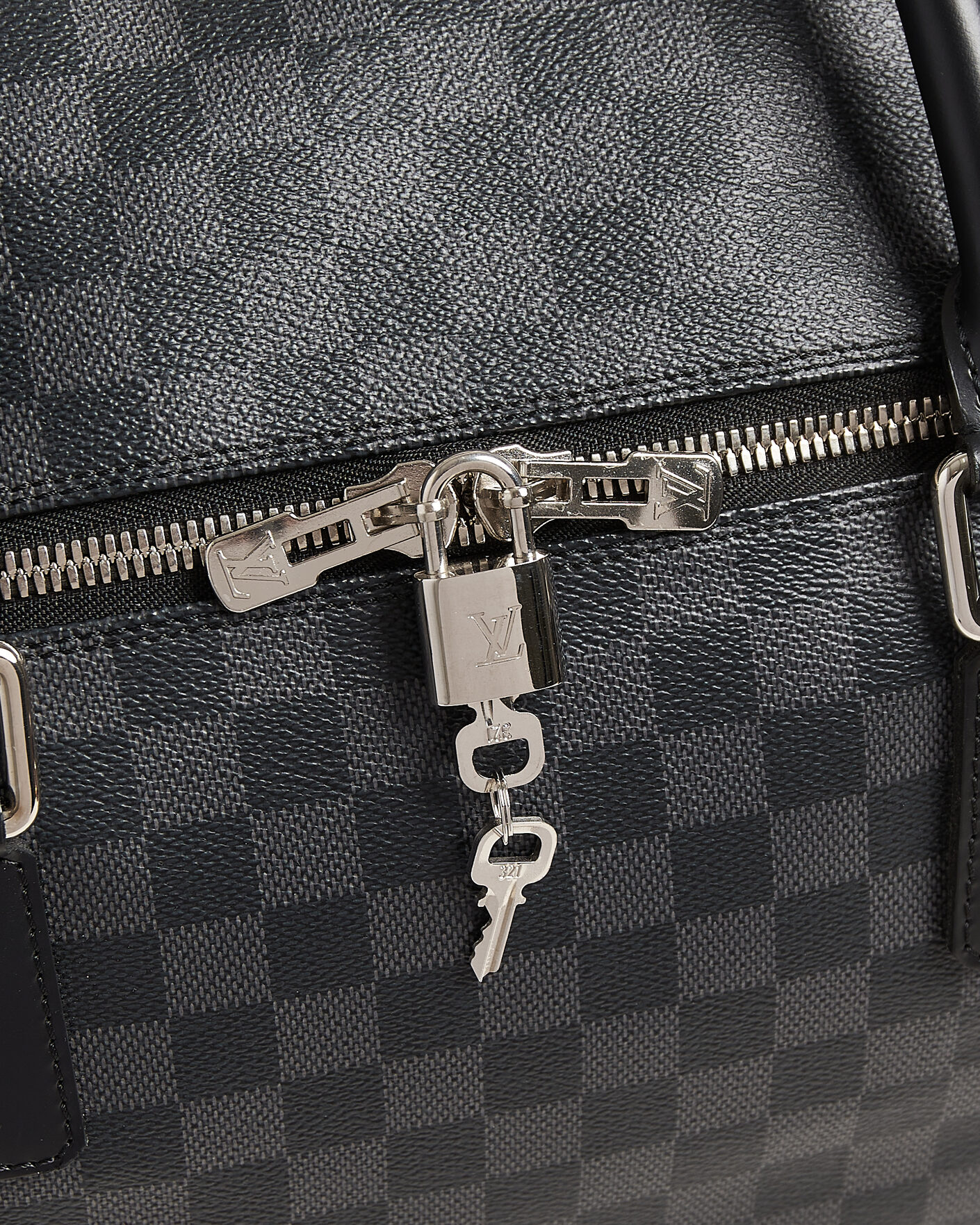 Uomini | Pre-Owned & Vintage Bags | Louis Vuitton Pre-Owned | Roadster 50 Damier Graphite
