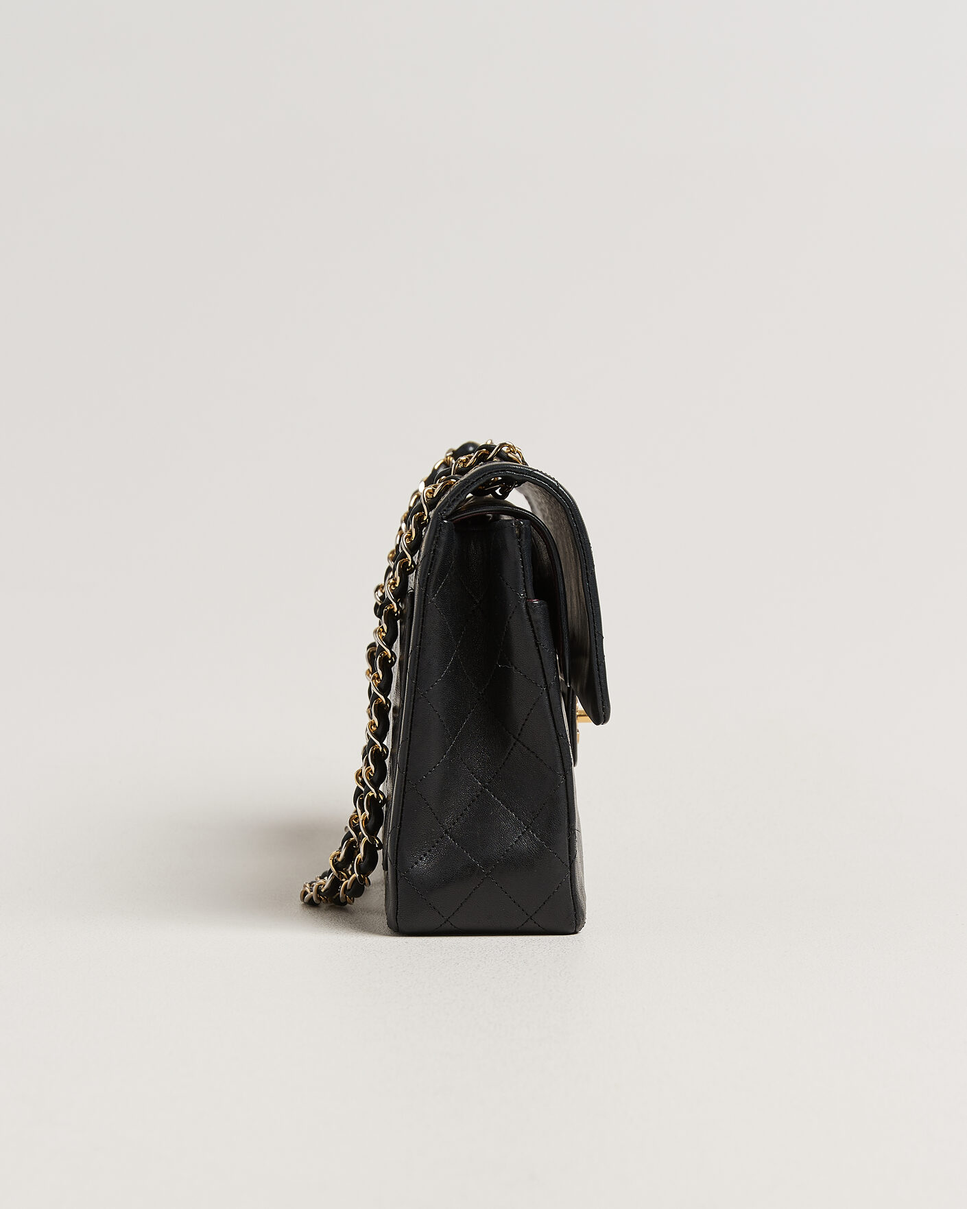 Uomini | Pre-Owned & Vintage Bags | Chanel Pre-Owned | Classic Medium Square Double Flap Bag Lambskin Black