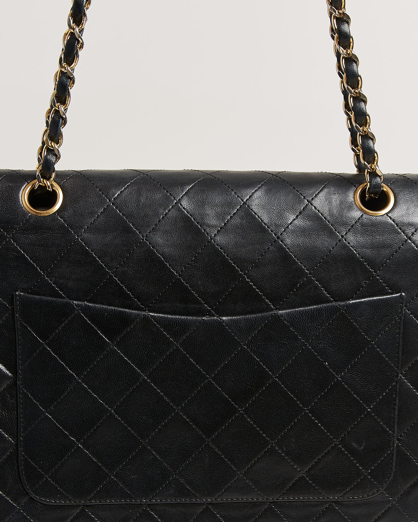 Uomini | Pre-Owned & Vintage Bags | Chanel Pre-Owned | Classic Medium Square Double Flap Bag Lambskin Black