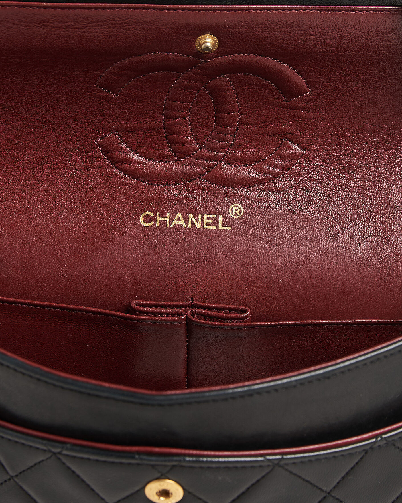 Uomini | Pre-Owned & Vintage Bags | Chanel Pre-Owned | Classic Medium Double Flap Bag Lambskin Black