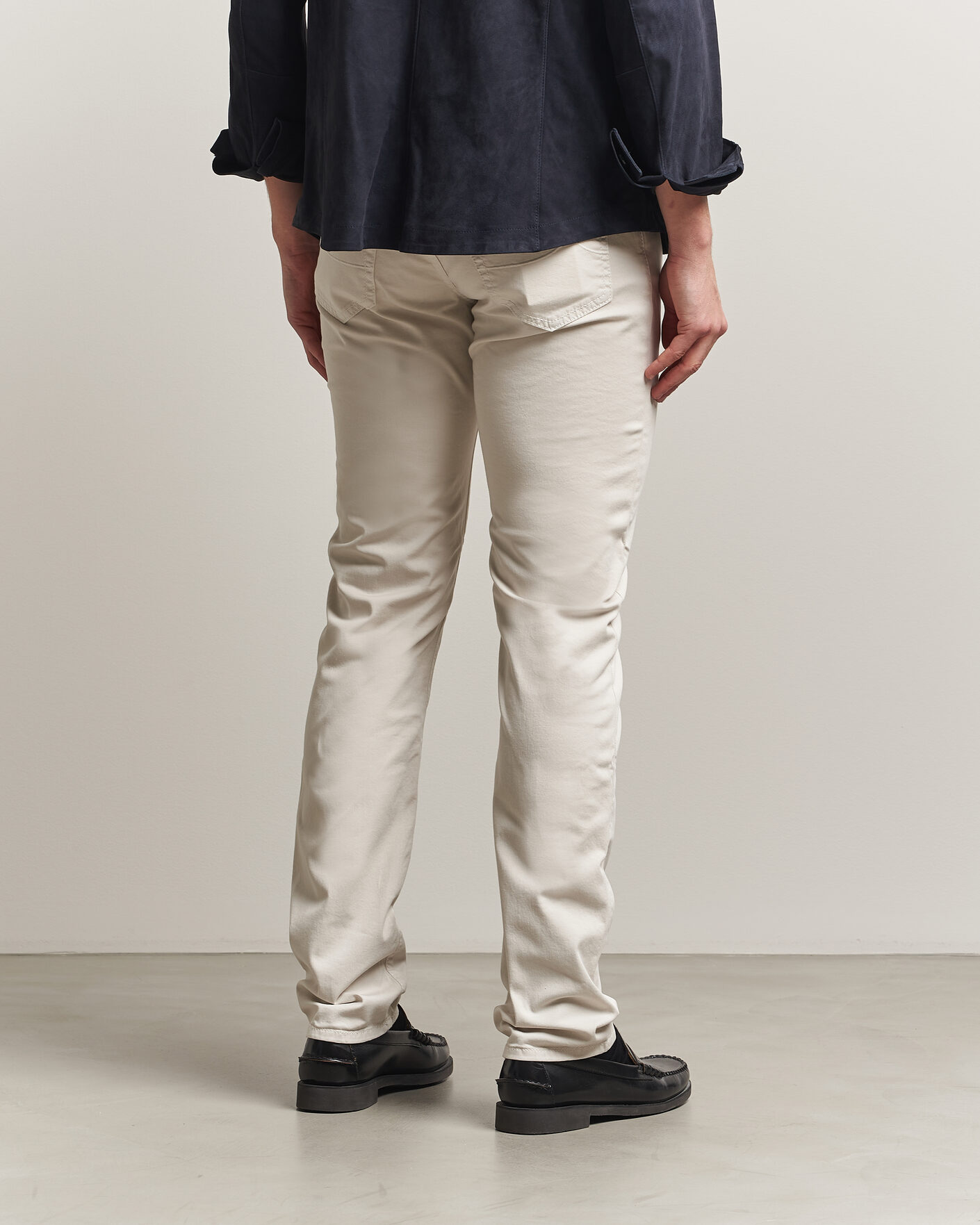 Uomini | Pantaloni | Jacob Cohën | Bard Garment Dyed Gabardine Trousers Off White
