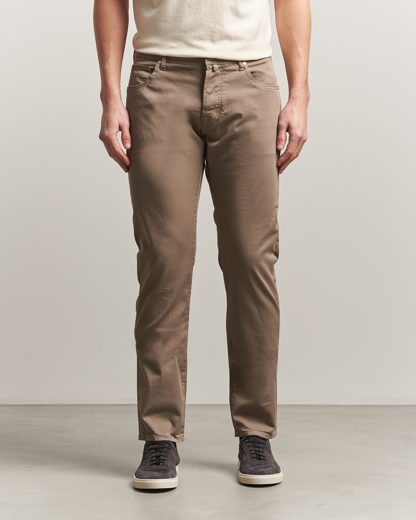Uomini | Pantaloni | Jacob Cohën | Bard Garment Dyed Gabardine Trousers Khaki Beige