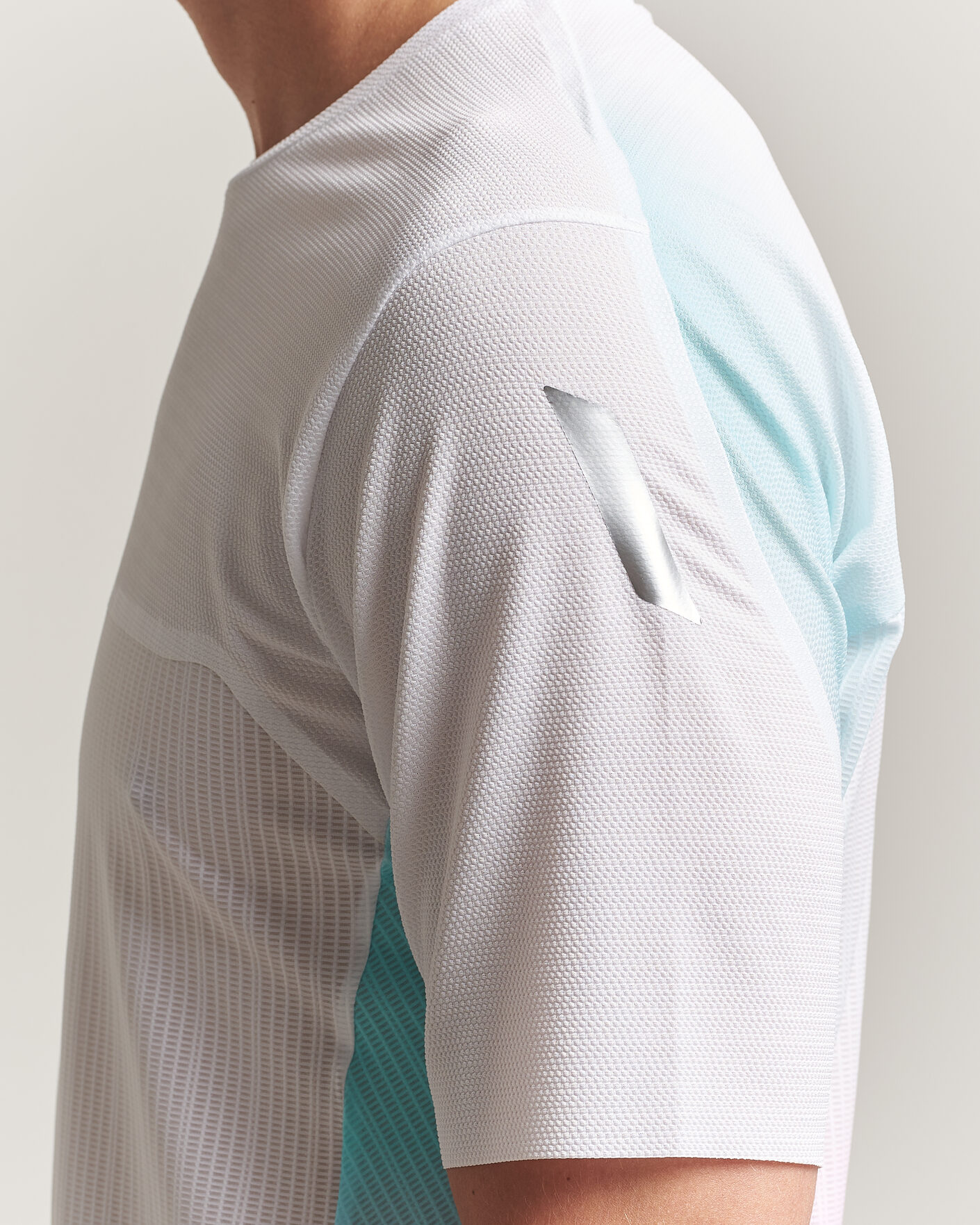 Uomini | T-shirt | SOAR Running | Hot Weather Tee White/Blue