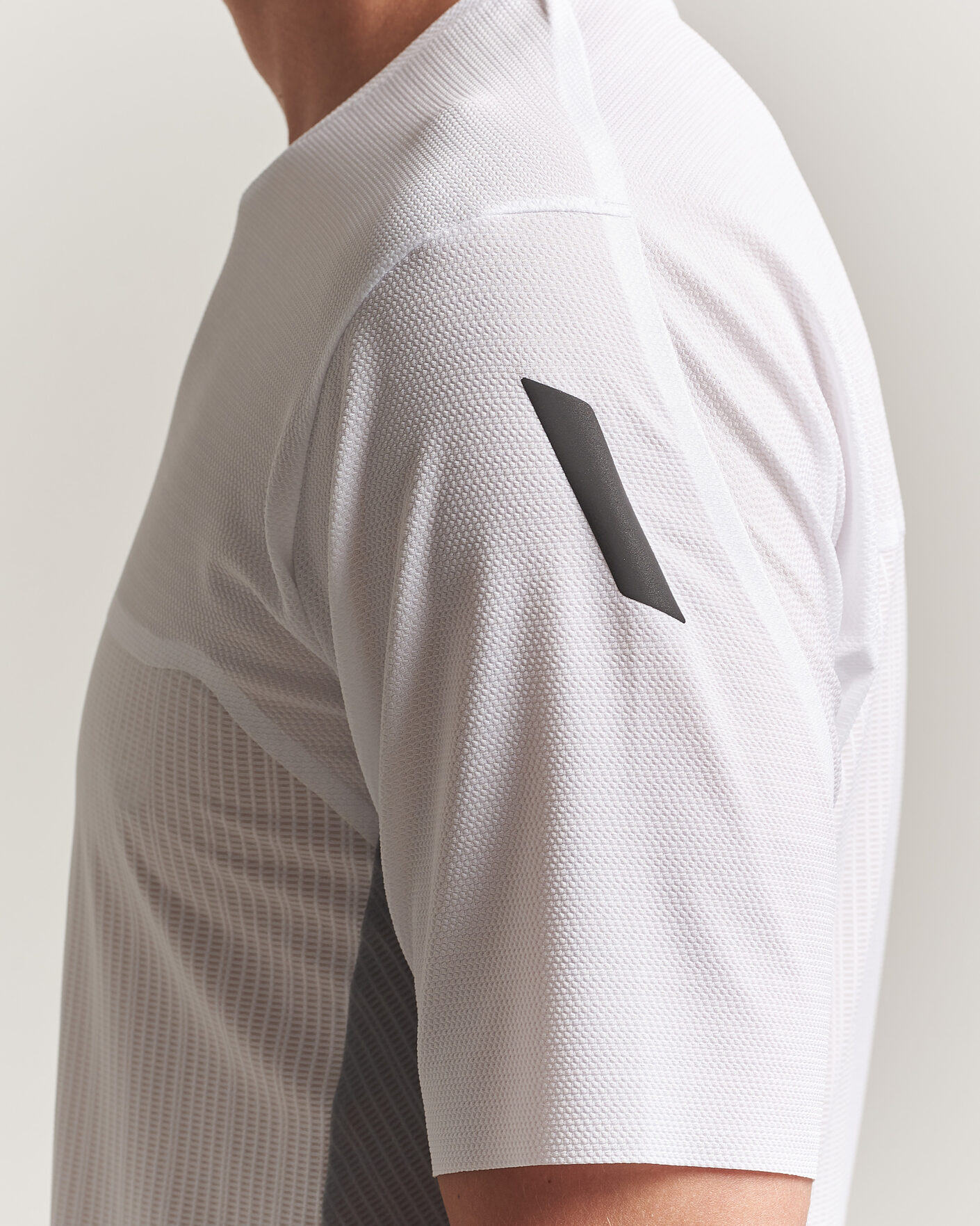 Uomini | T-shirt | SOAR Running | Hot Weather Tee White/Silver
