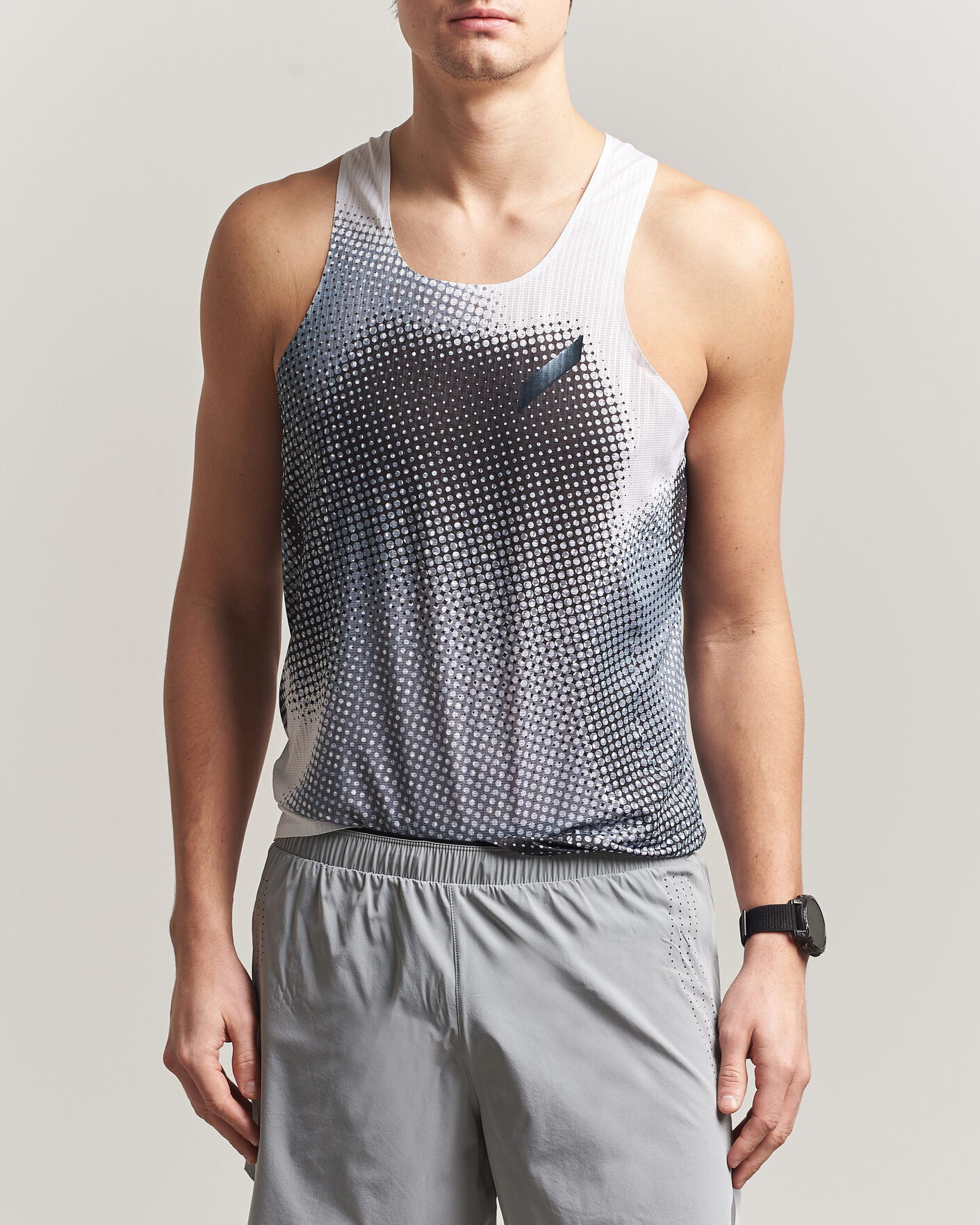 Uomini | T-shirt | SOAR Running | Race Vest Black/White