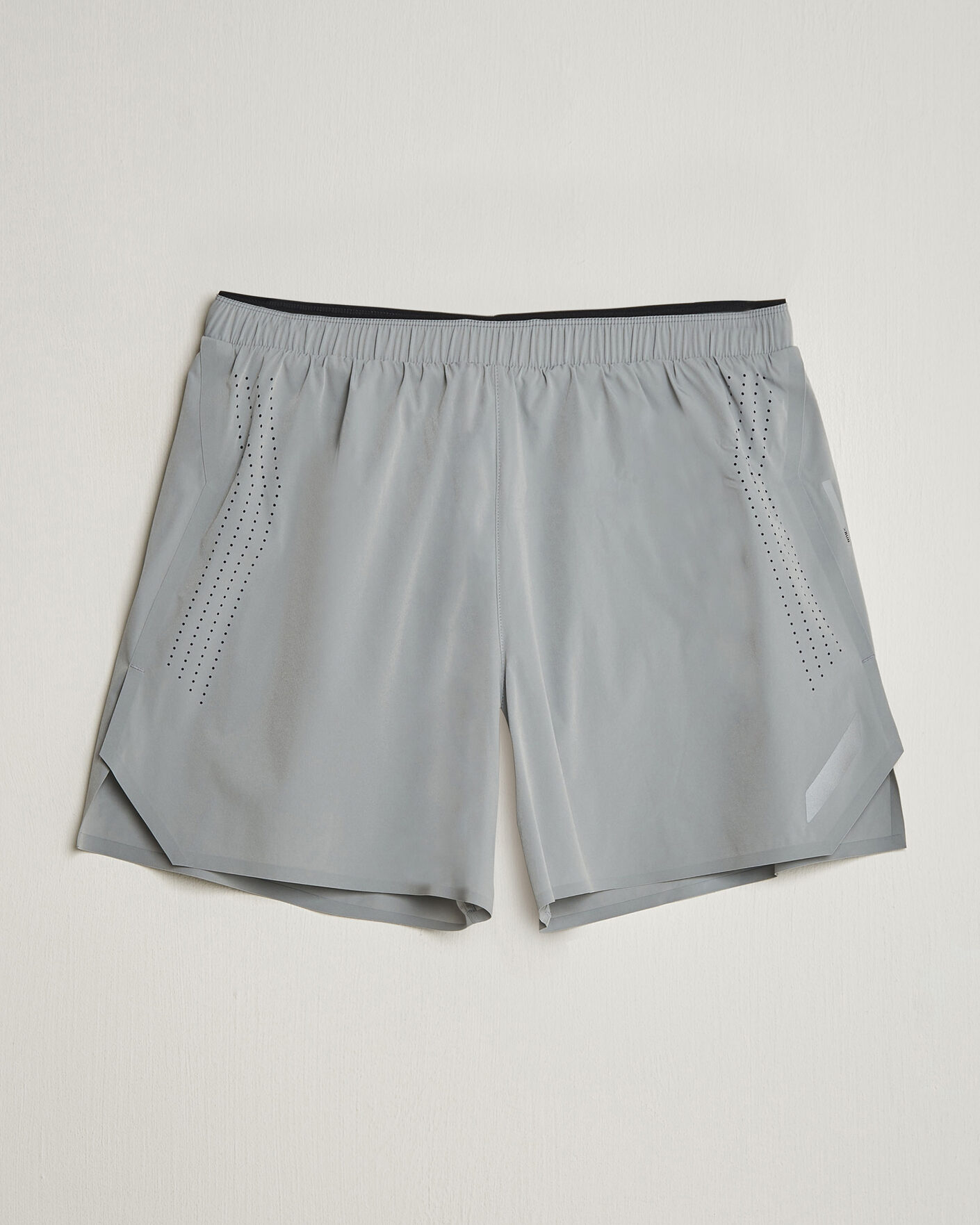 Uomini | Pantaloncini | SOAR Running | Run Short Silver Grey