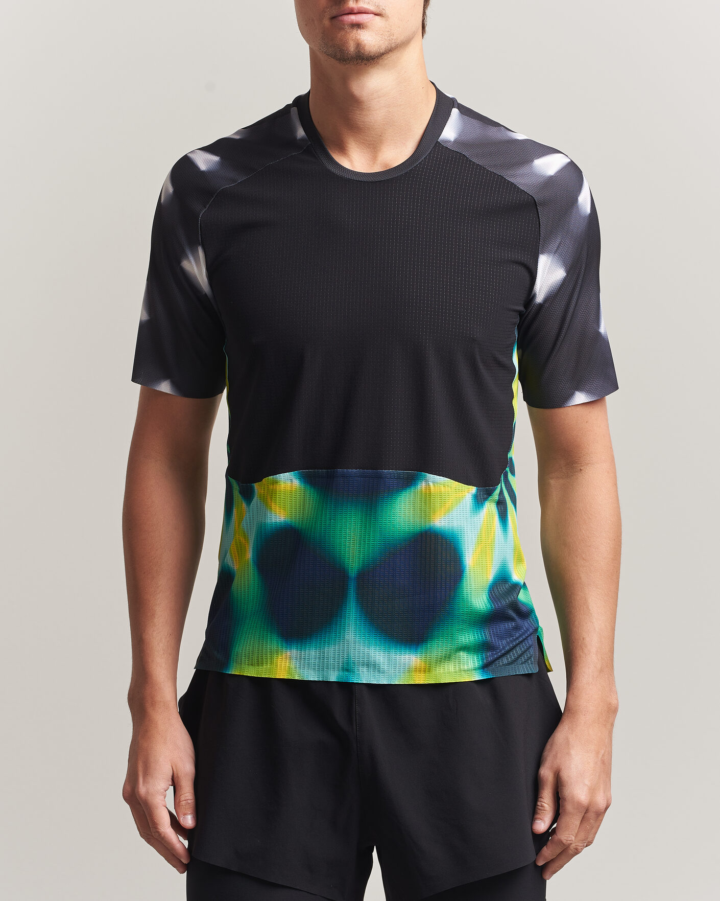 Uomini | T-shirt | SOAR Running | Trail Race Top Black/Fade Grey