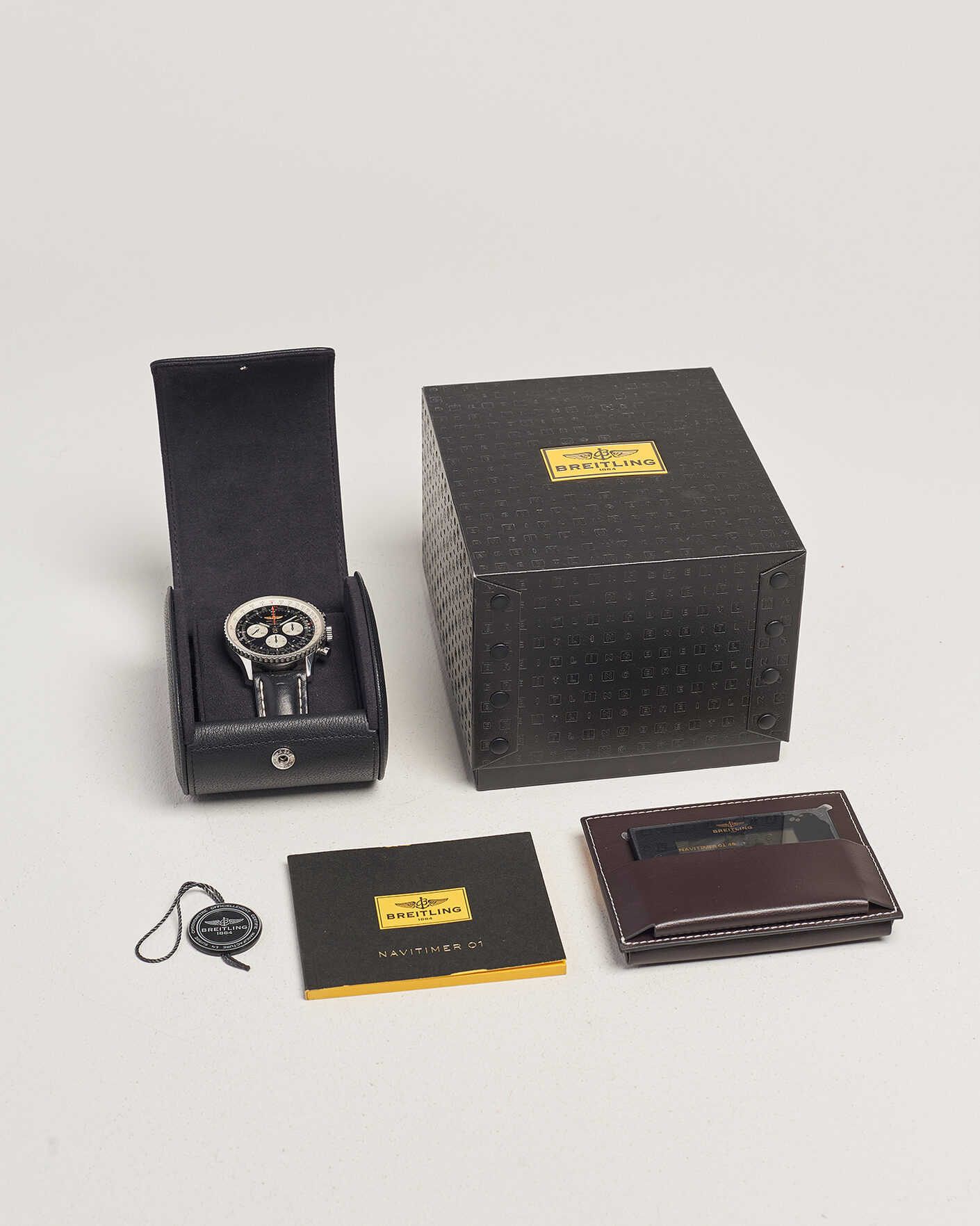 Uomini | Pre-Owned & Vintage Watches | Breitling Pre-Owned | Navitimer 01