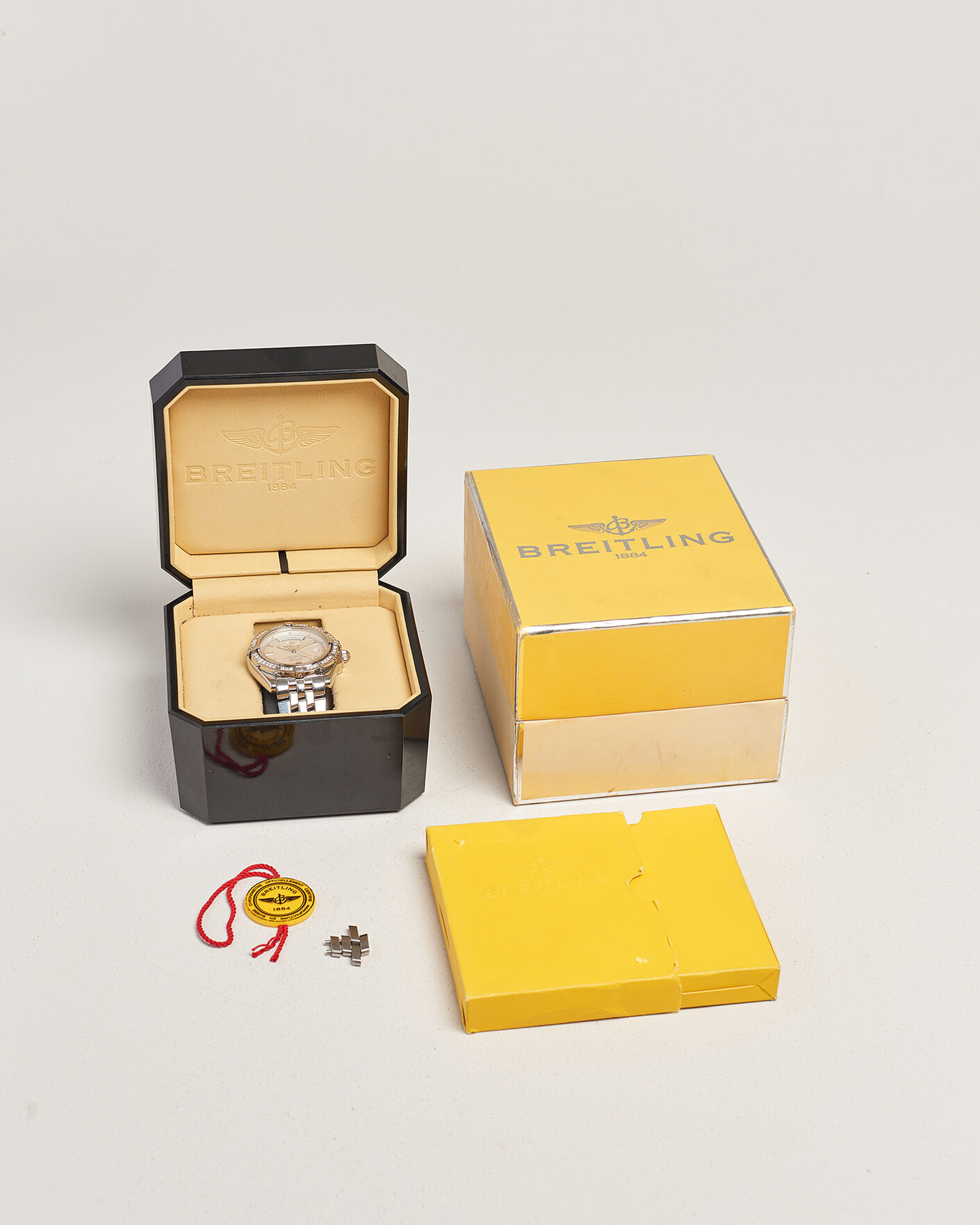 Uomini | Pre-Owned & Vintage Watches | Breitling Pre-Owned | Headwind 44 Day Date 