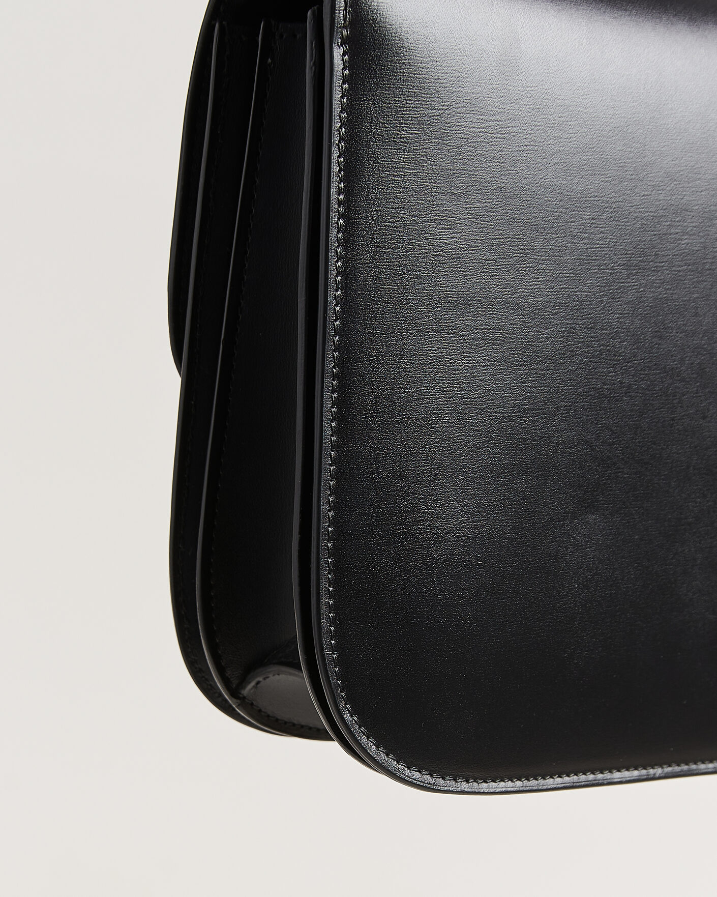 Uomini | Pre-Owned & Vintage Bags | Celine Pre-Owned | Box Bag Medium Black