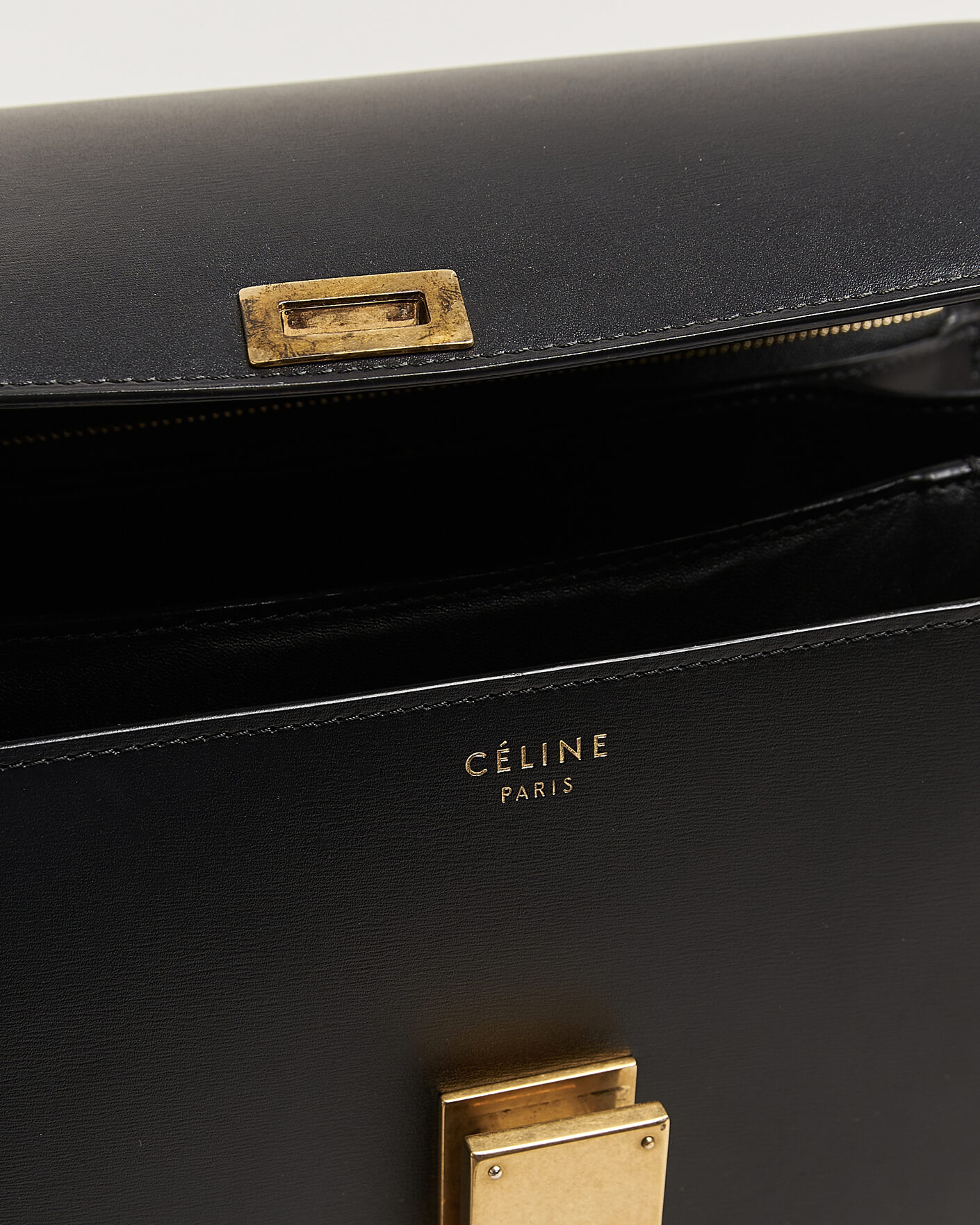 Uomini | Pre-Owned & Vintage Bags | Celine Pre-Owned | Box Bag Medium Black