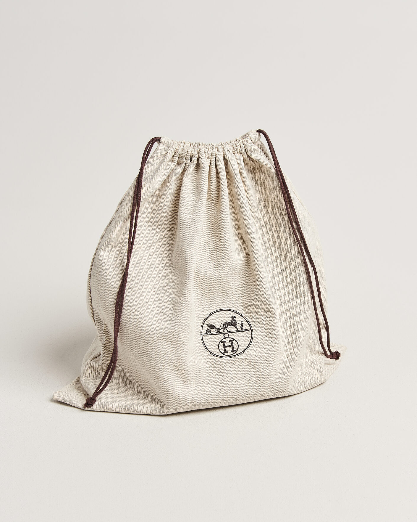 Uomini | Pre-Owned & Vintage Bags | Hermès Pre-Owned | Picotin Lock 22 Taurillon Clemence Leather Black