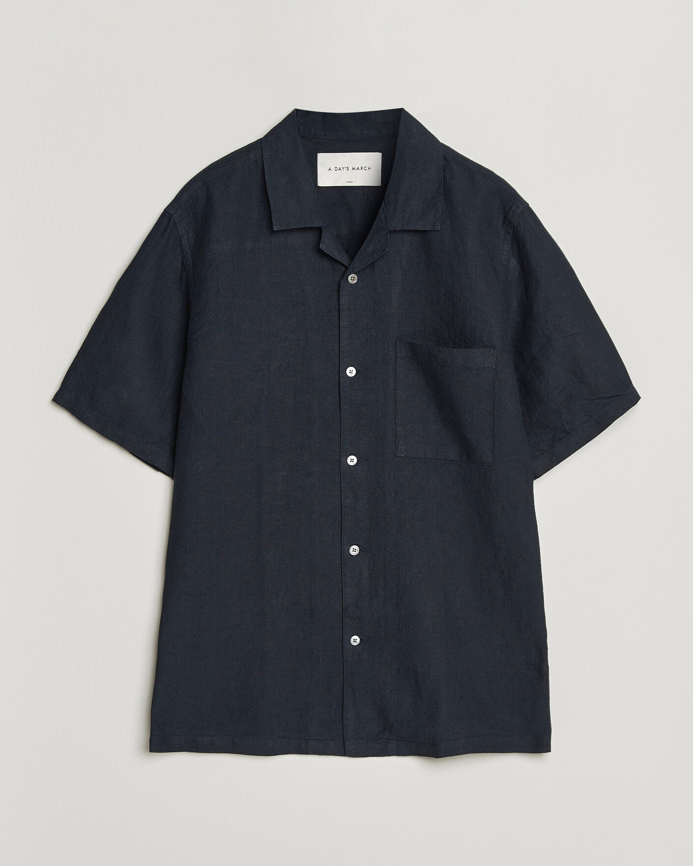 Uomini | Camicie | A Day's March | Yamu Linen Short Sleeve Shirt Navy