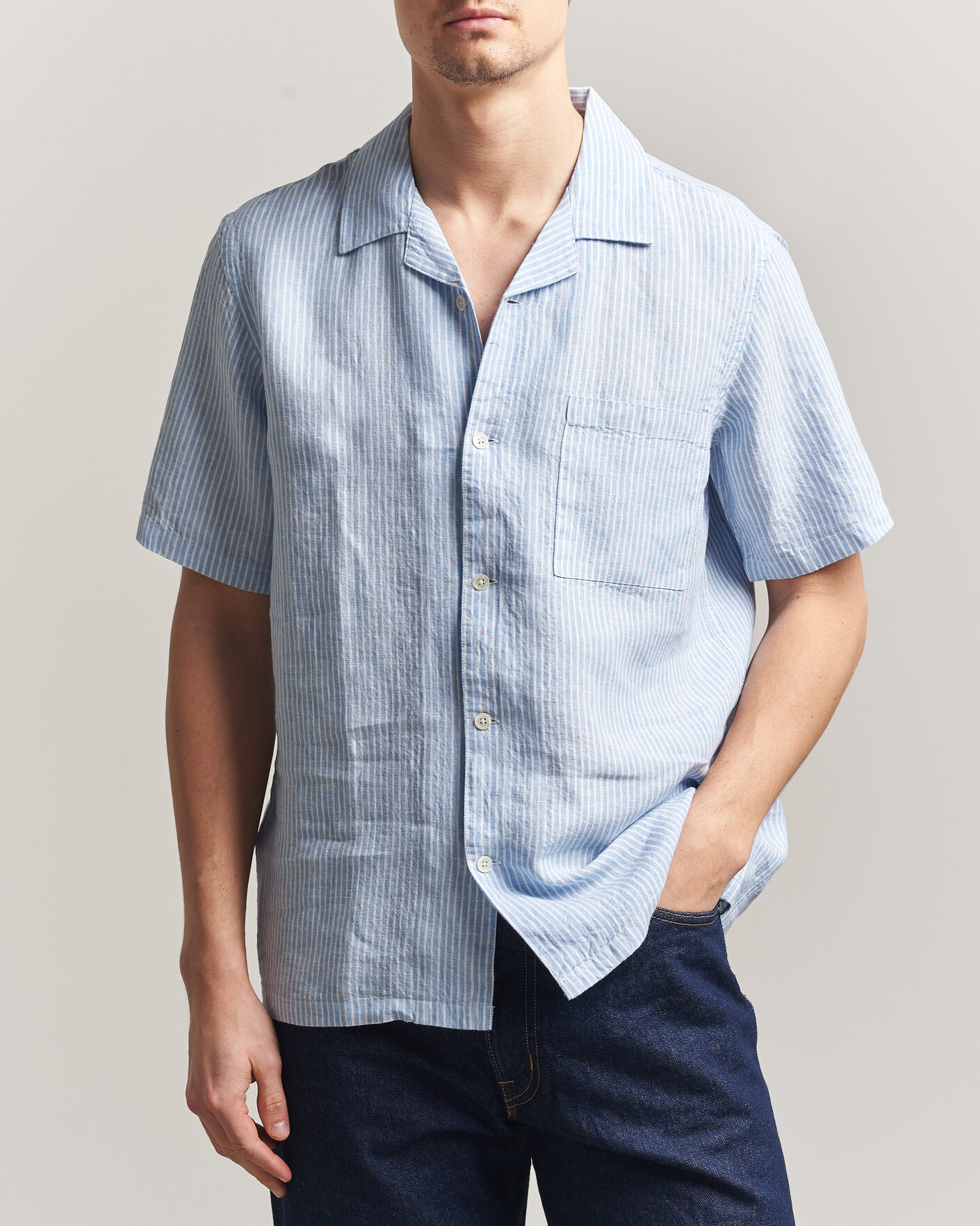 Uomini | Camicie | A Day's March | Yamu Striped Linen Short Sleeve Shirt Light Blue