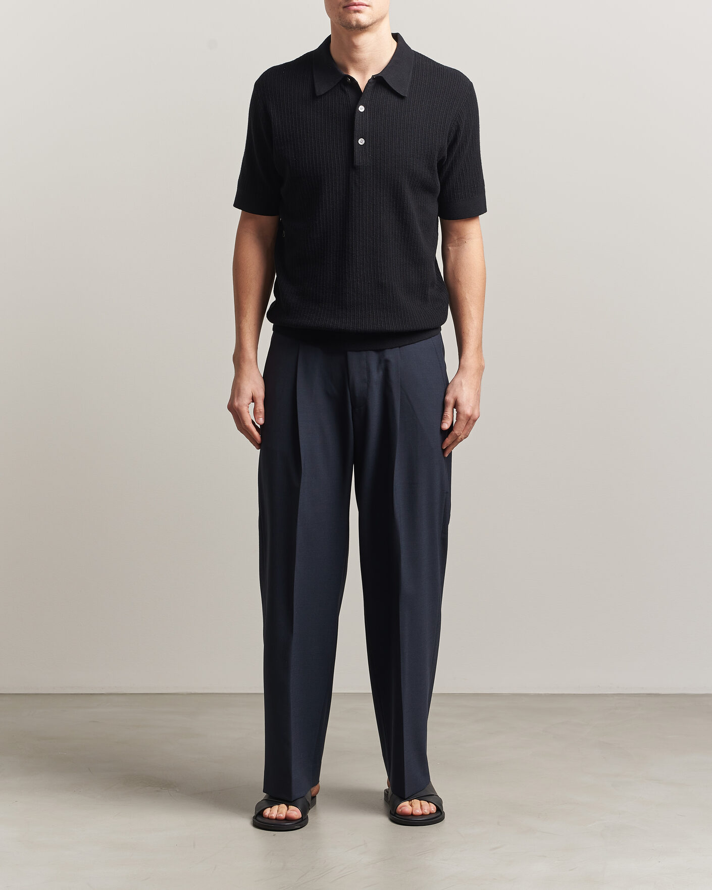 Uomini | Polo | A Day's March | Aspen Structured Knitted Polo Black