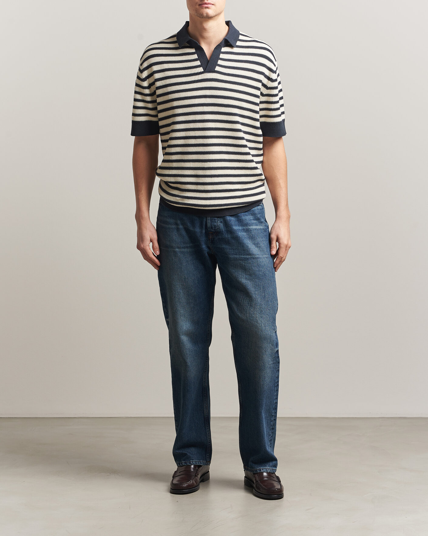 Uomini | Polo | A Day's March | Jeremy Striped Knitted Polo Off White/Navy