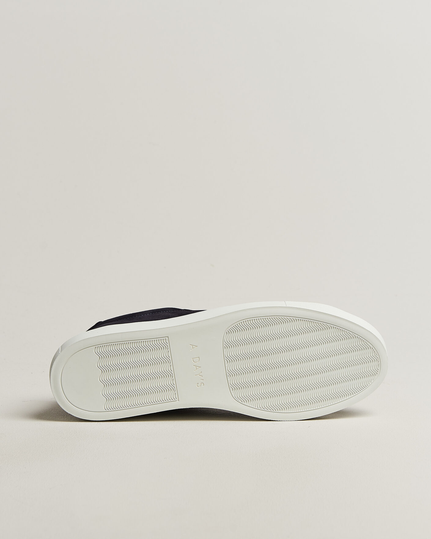 Uomini | Sneakers | A Day's March | Marching Suede Sneaker Navy