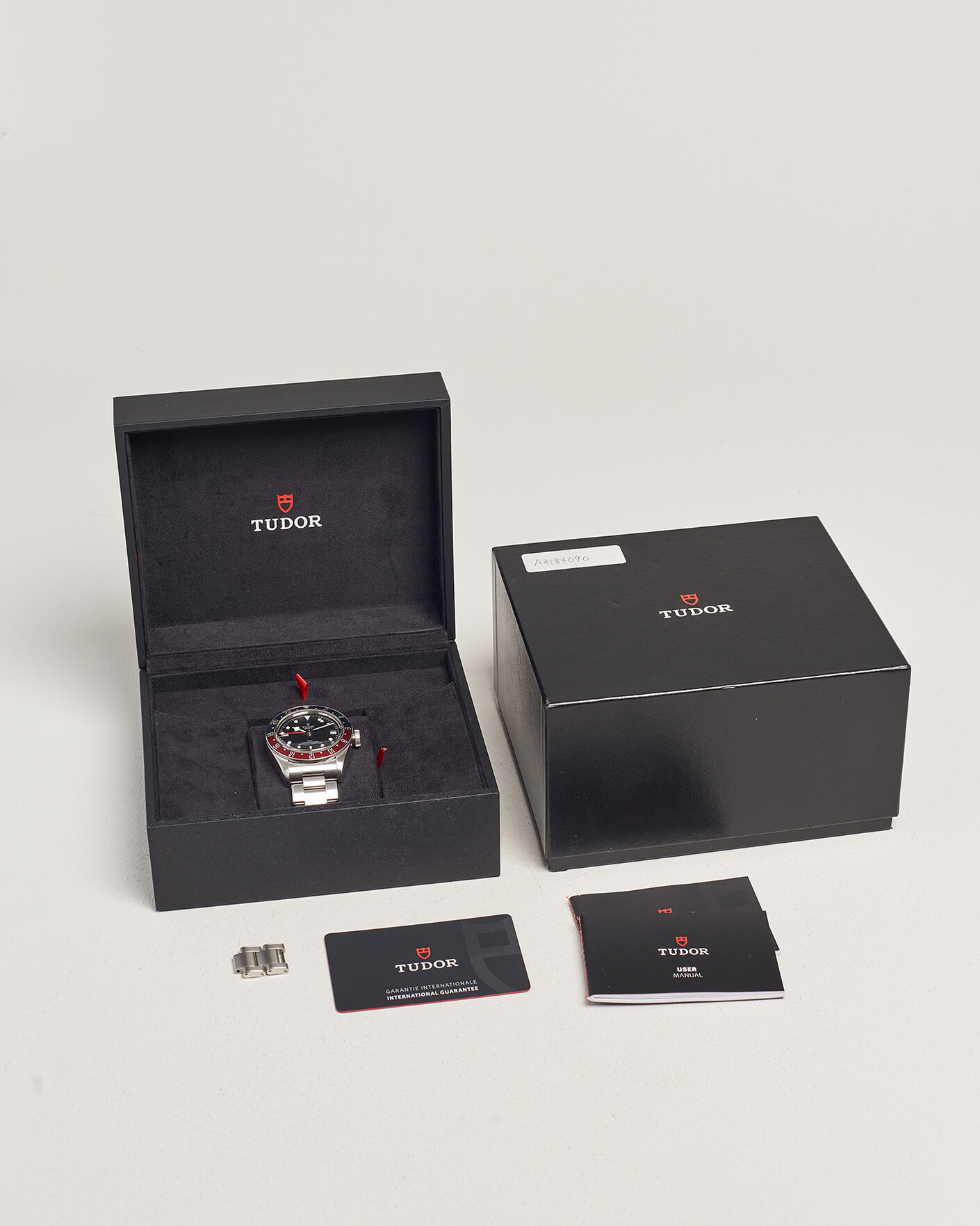 Uomini | Pre-Owned & Vintage Watches | Tudor Pre-Owned | Black Bay GMT Pepsi 