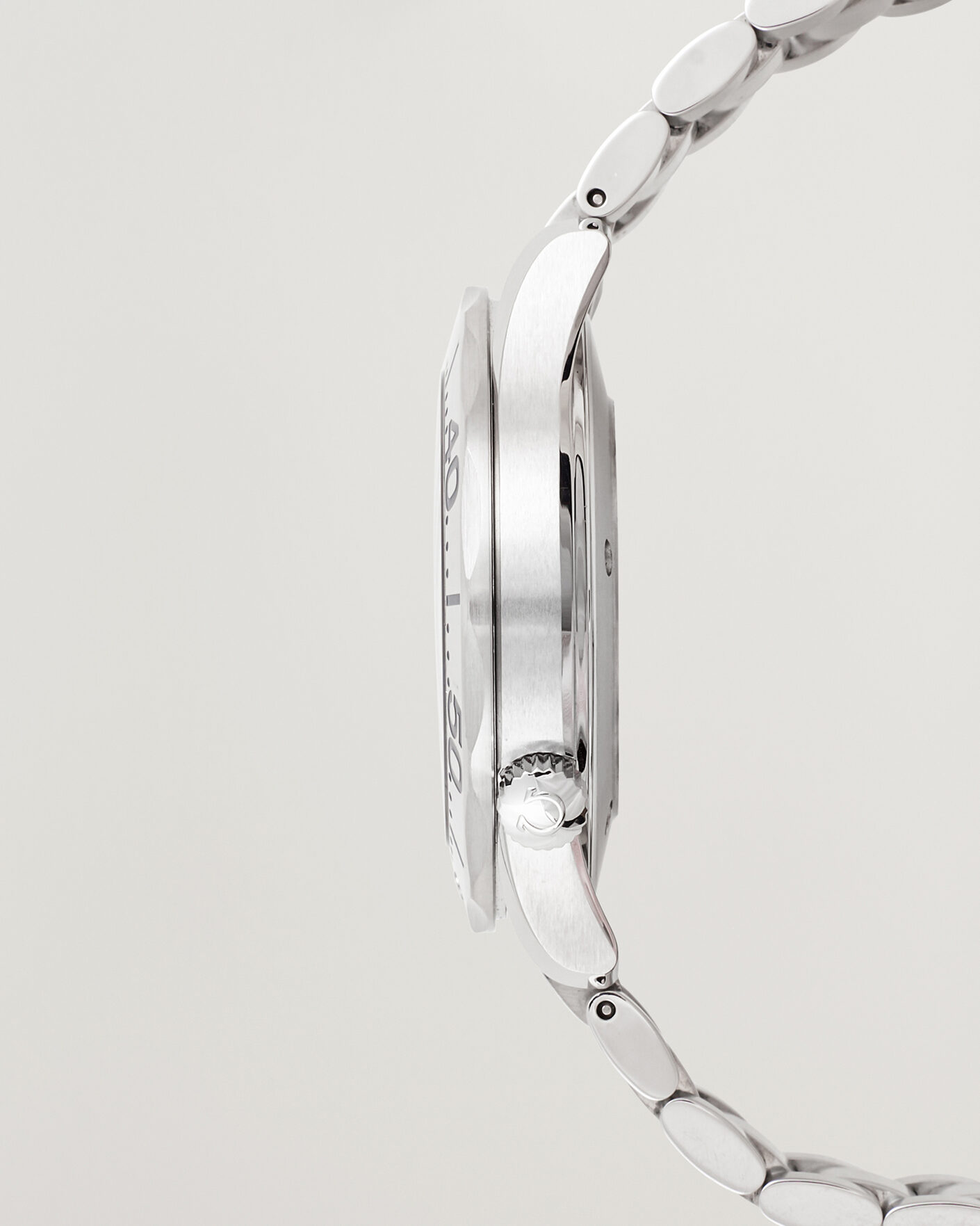 Uomini | Pre-Owned & Vintage Watches | Omega Pre-Owned | Seamaster 300M Electric Blue 