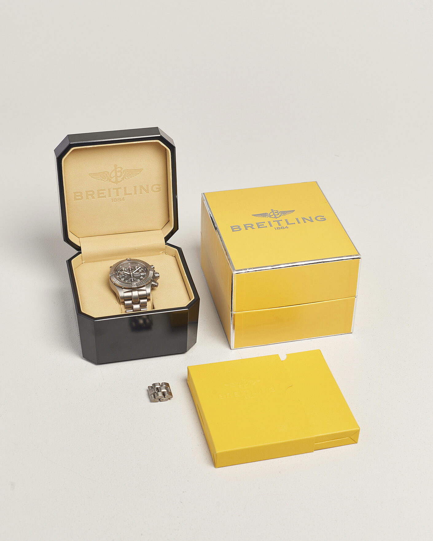 Uomini | Pre-Owned & Vintage Watches | Breitling Pre-Owned | Avenger 44 