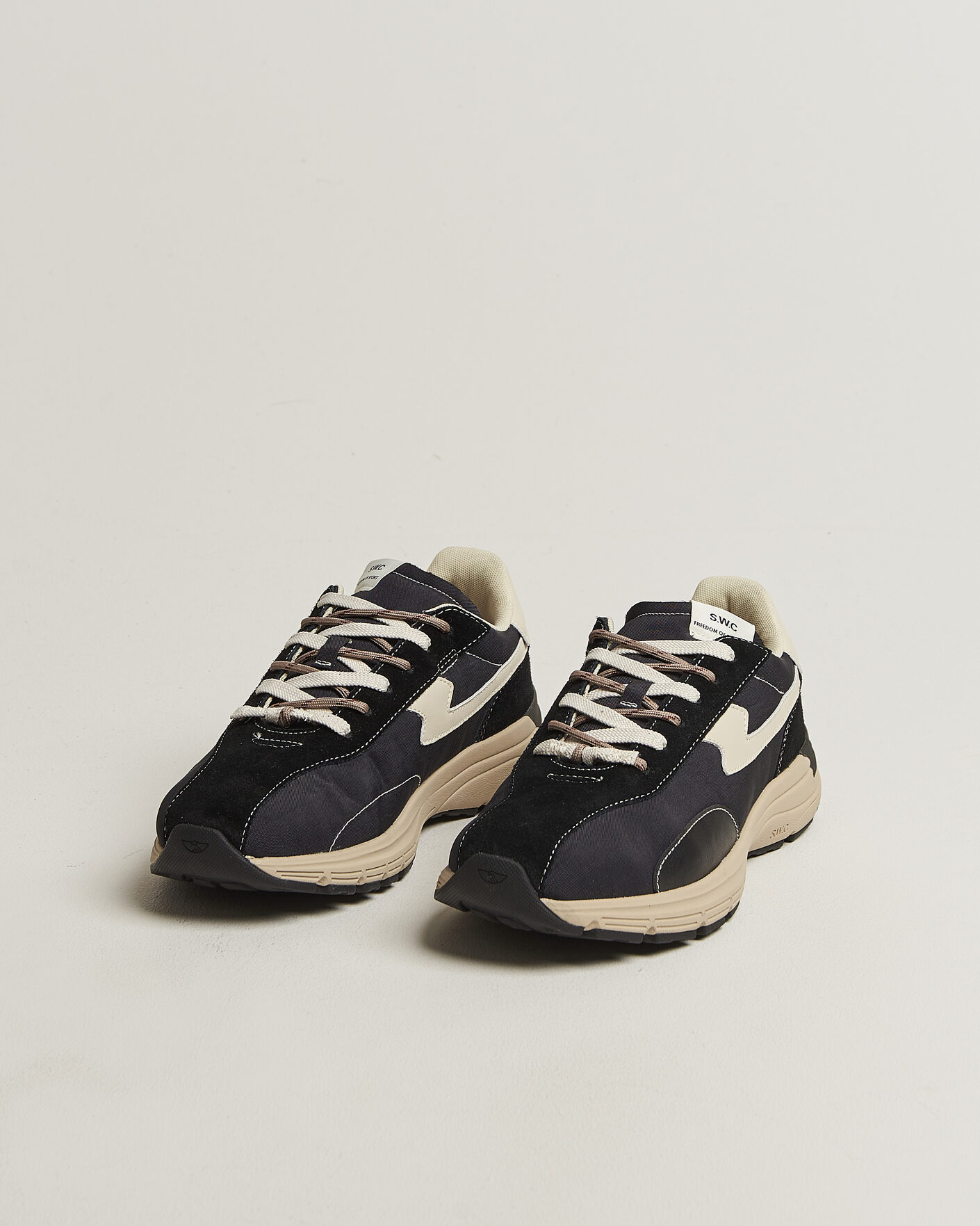Uomini | Sneakers | Stepney Workers Club | Legion S-Strike Suede Sneaker Black