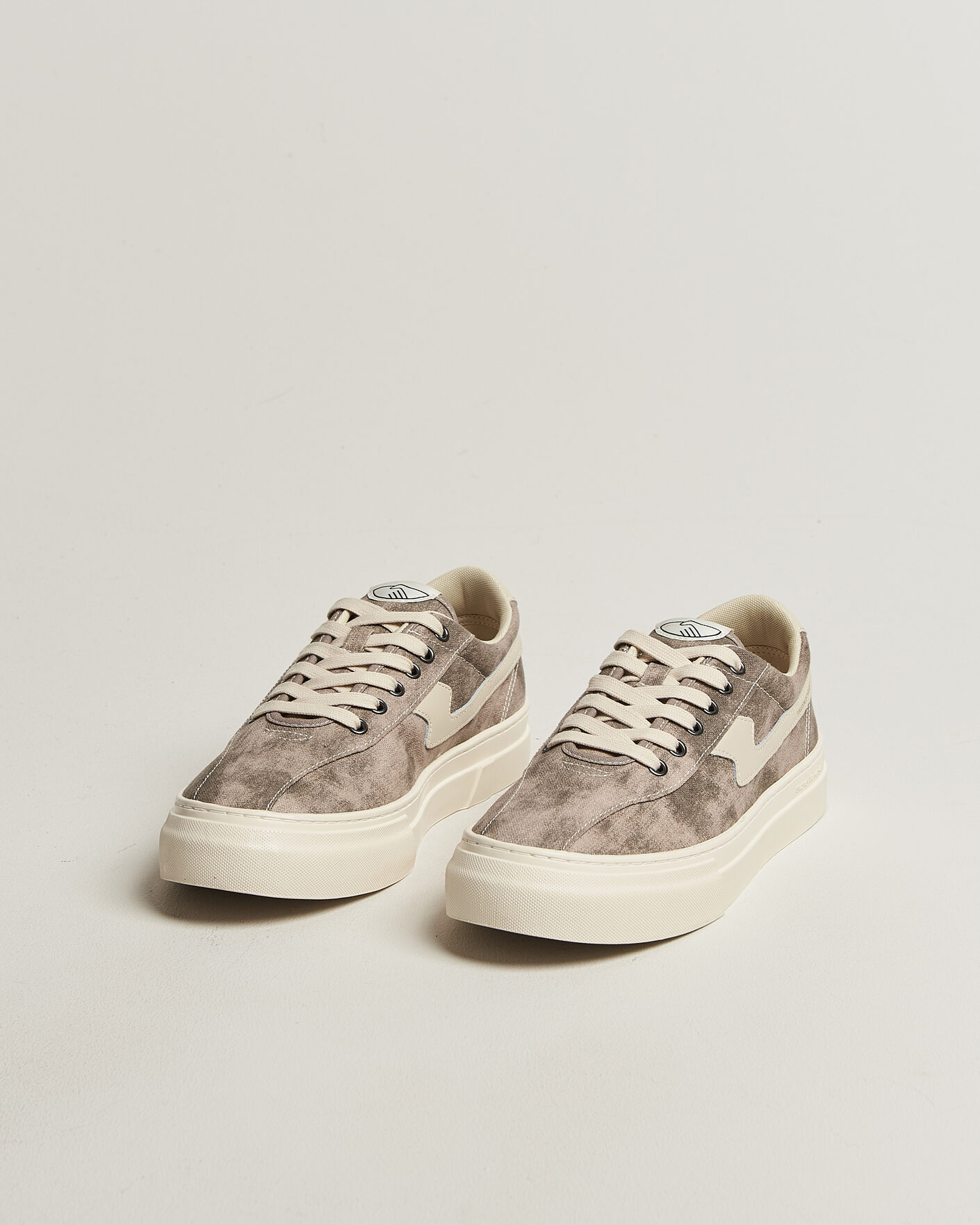 Uomini | Sneakers | Stepney Workers Club | Dellow S-Strike Sunfade Canvas Sneaker Earth Grey
