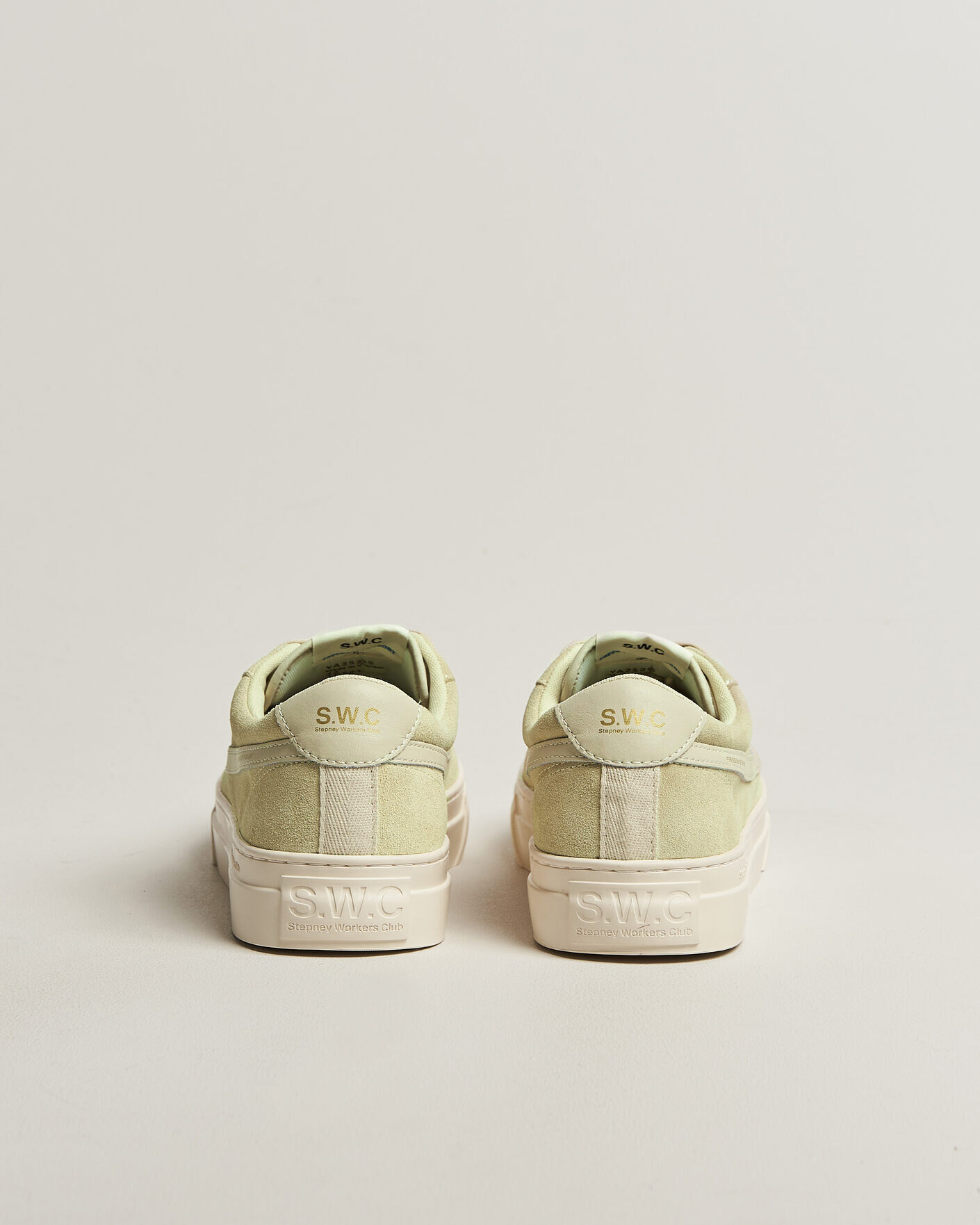 Uomini | Sneakers | Stepney Workers Club | Dellow S-Strike Cupsole Suede Sneaker Oat